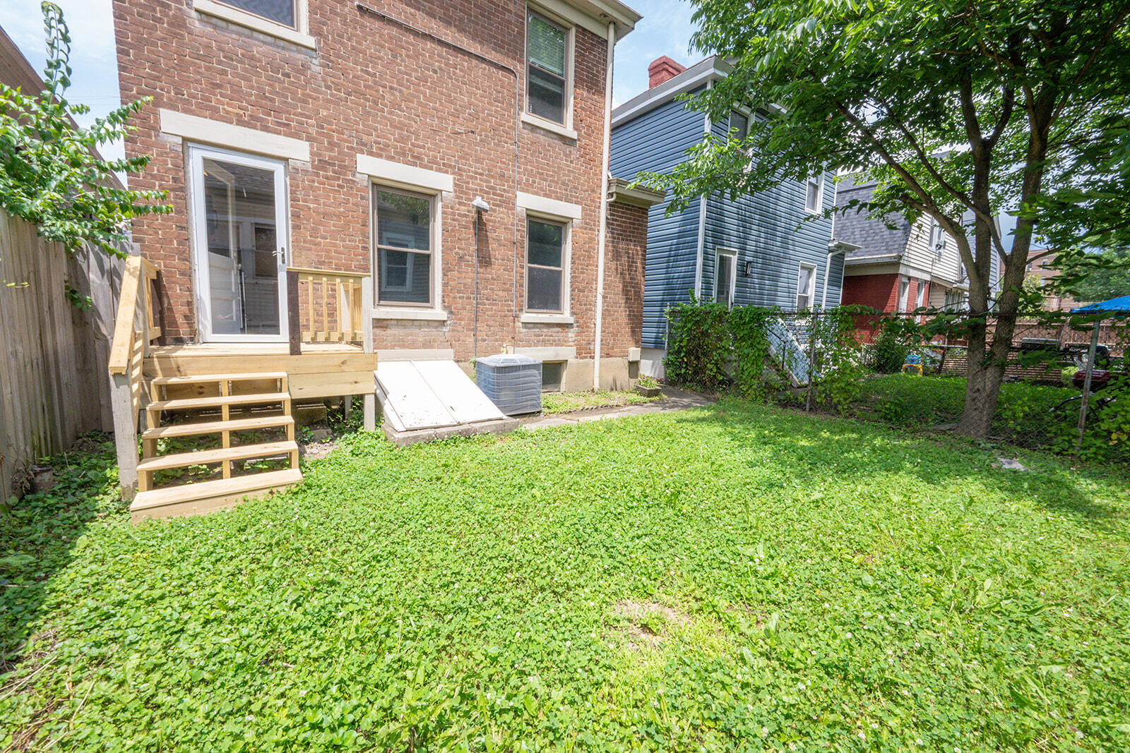 303 E 21st Street Property Photo 34