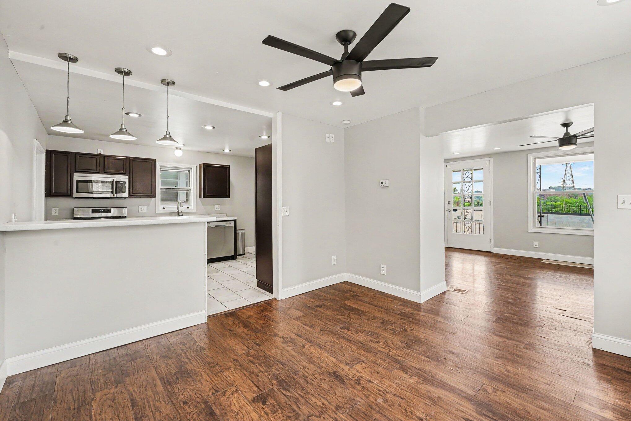 1005 Highway Avenue Property Photo 5