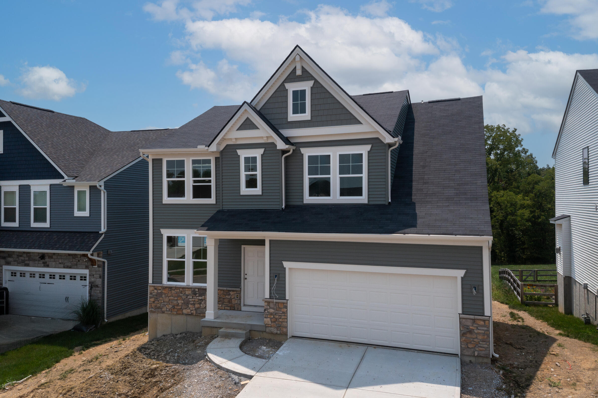 11090 Briarview Court Property Photo 3
