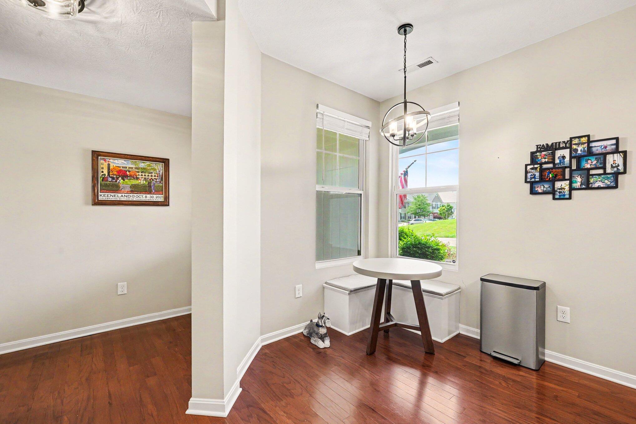 2034 Evening Star Property Photo 8