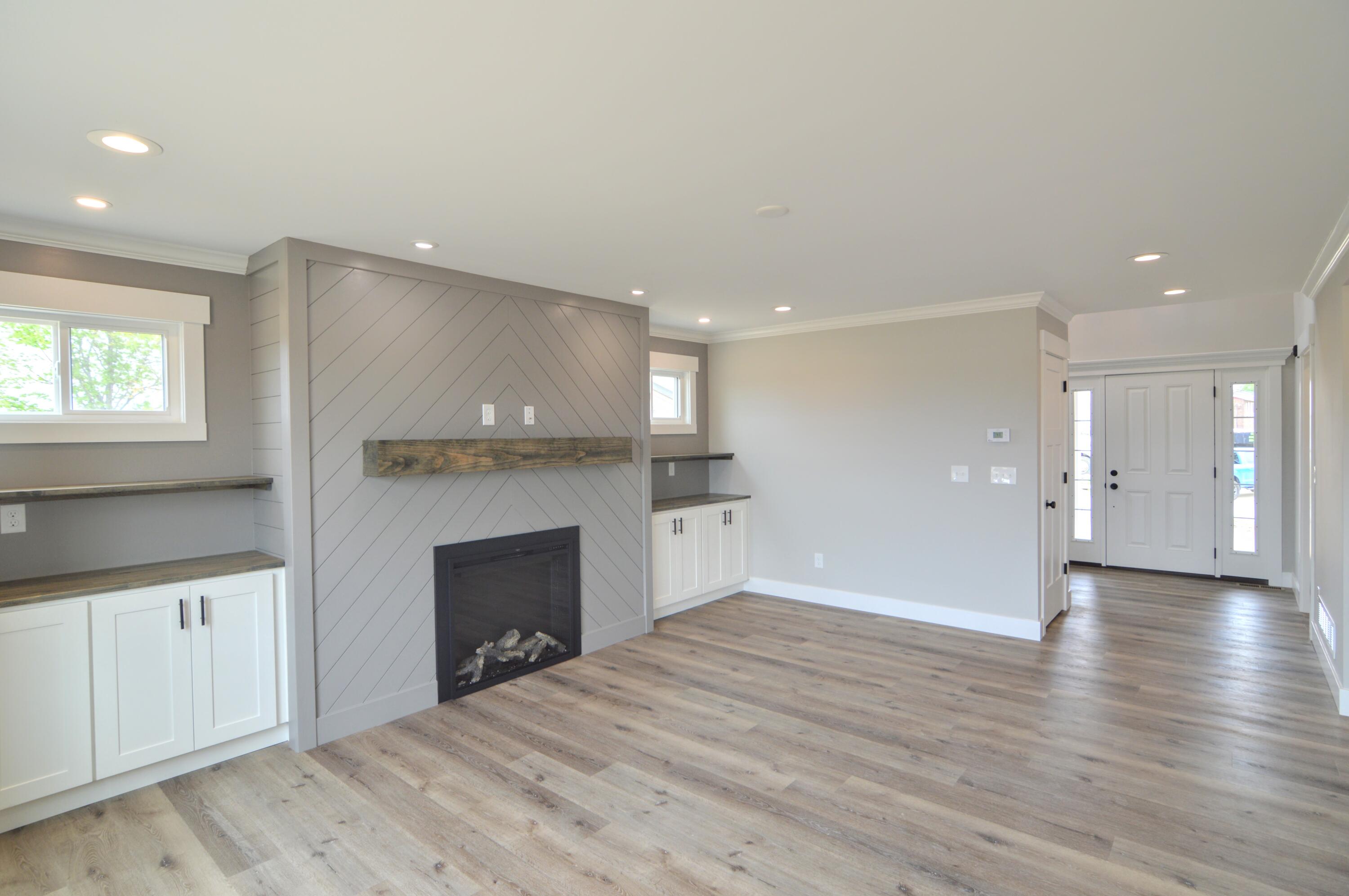 6712 Frontier Drive Property Photo 6