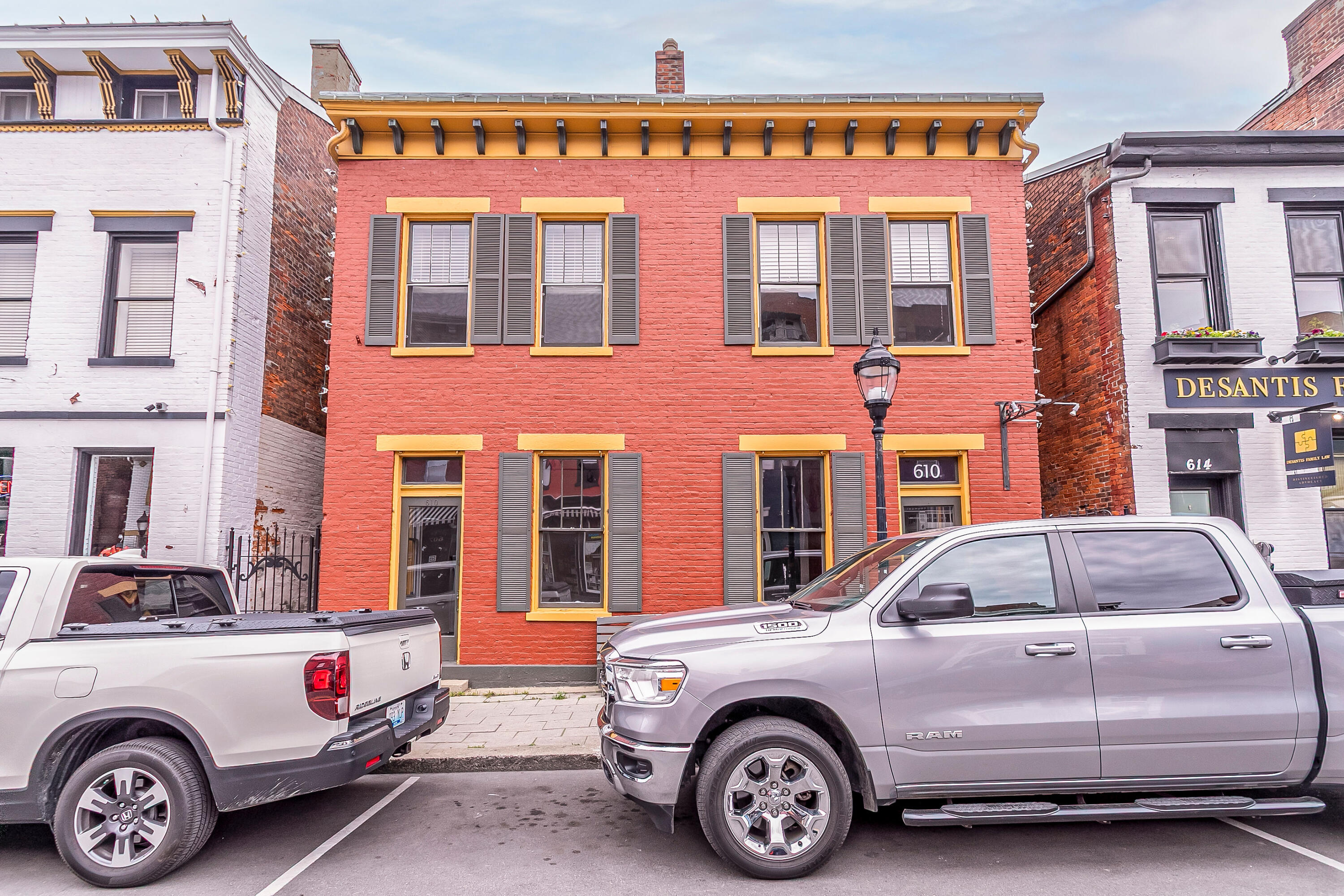 643631 Property Photo 1