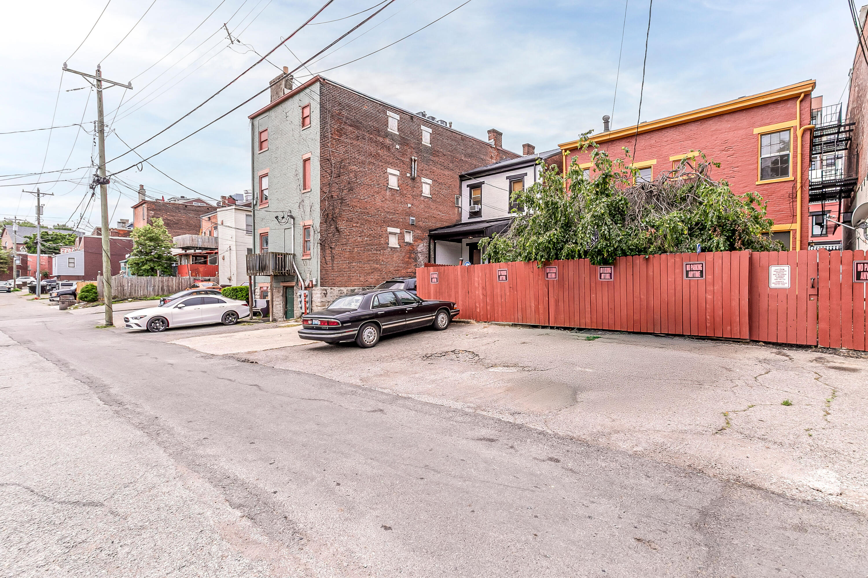 643631 Property Photo 10