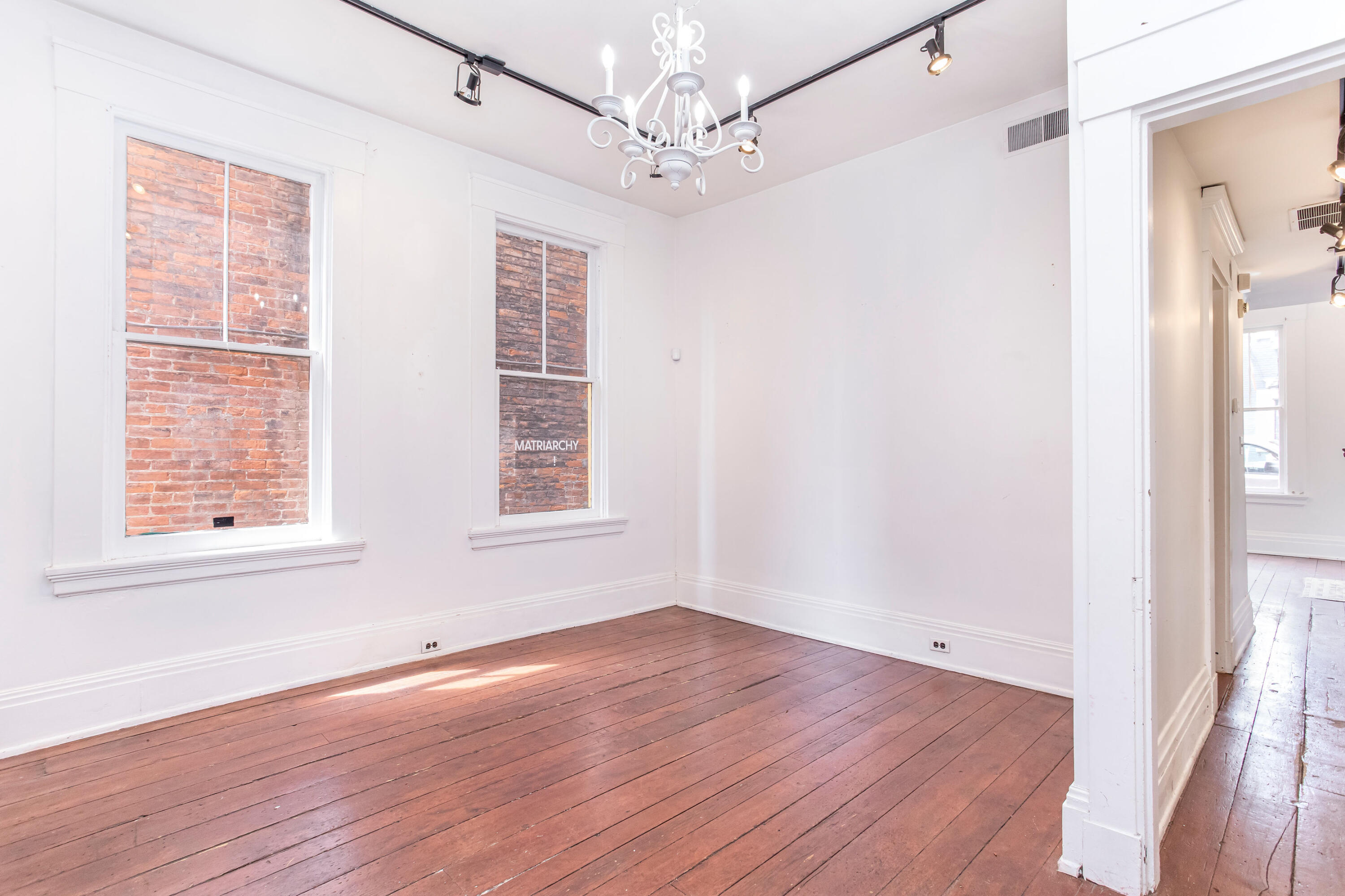 643631 Property Photo 22