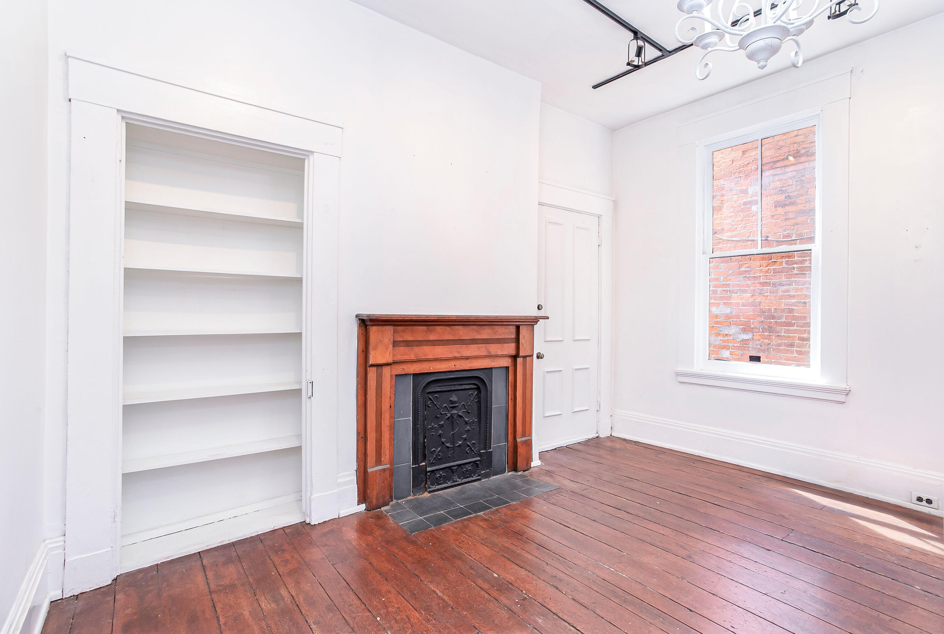 643631 Property Photo 23
