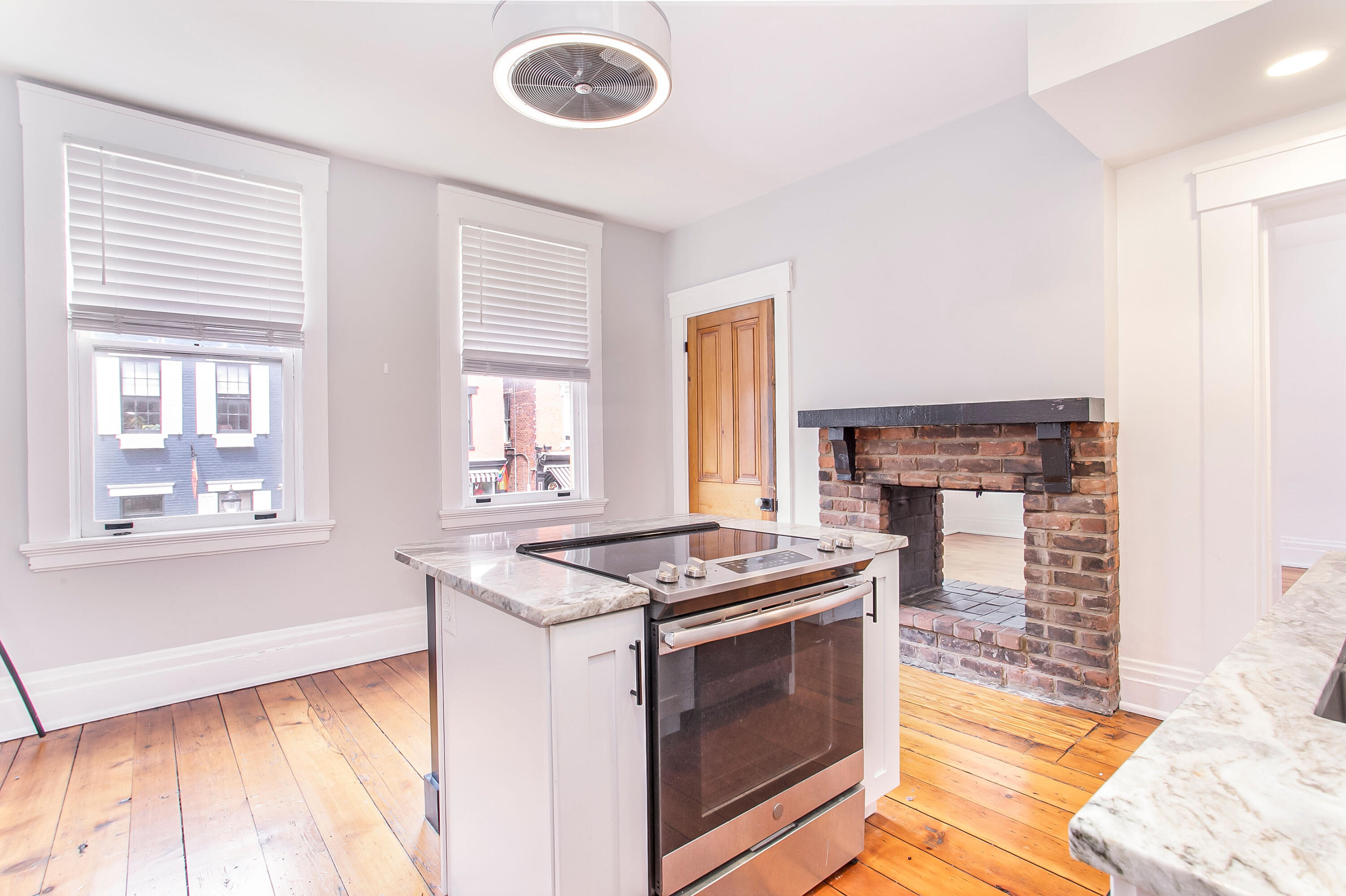 643631 Property Photo 36