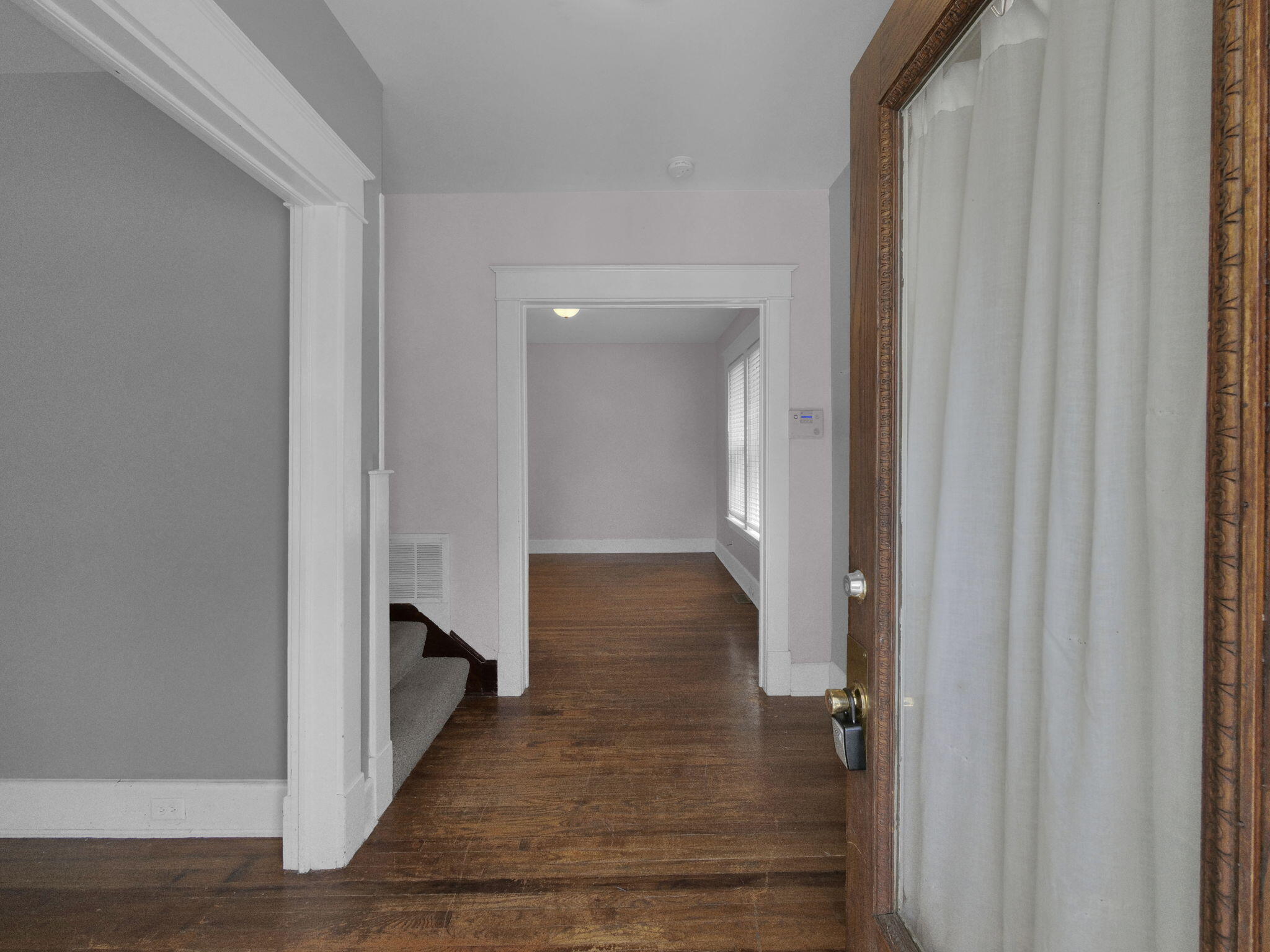 166 E 42nd Street Property Photo 5