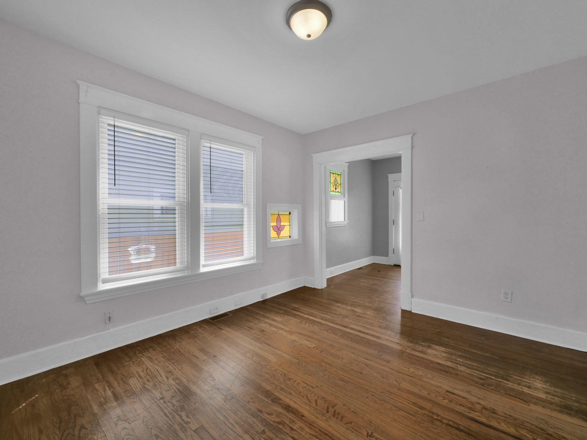166 E 42nd Street Property Photo 9