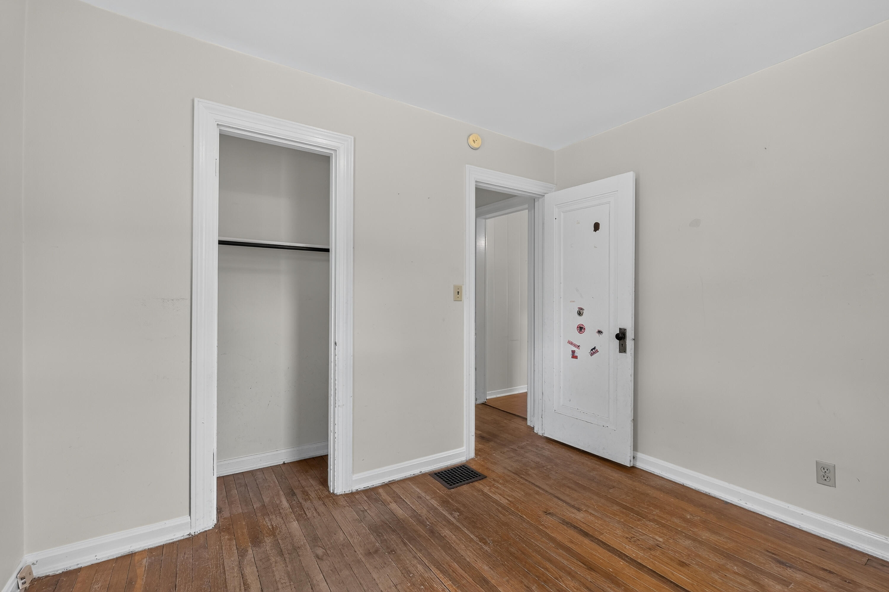 533 Laurel Street Property Photo 10