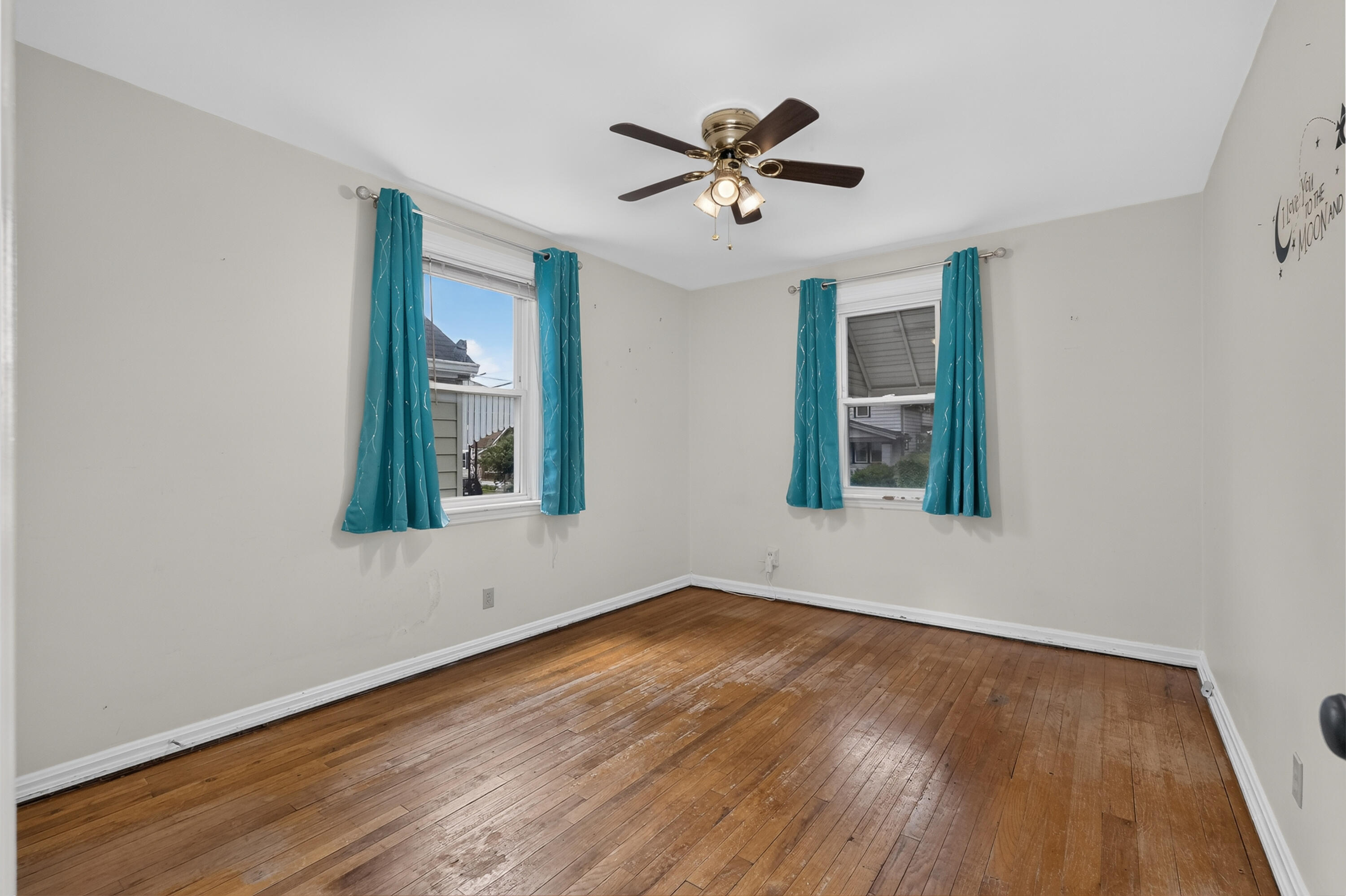533 Laurel Street Property Photo 11