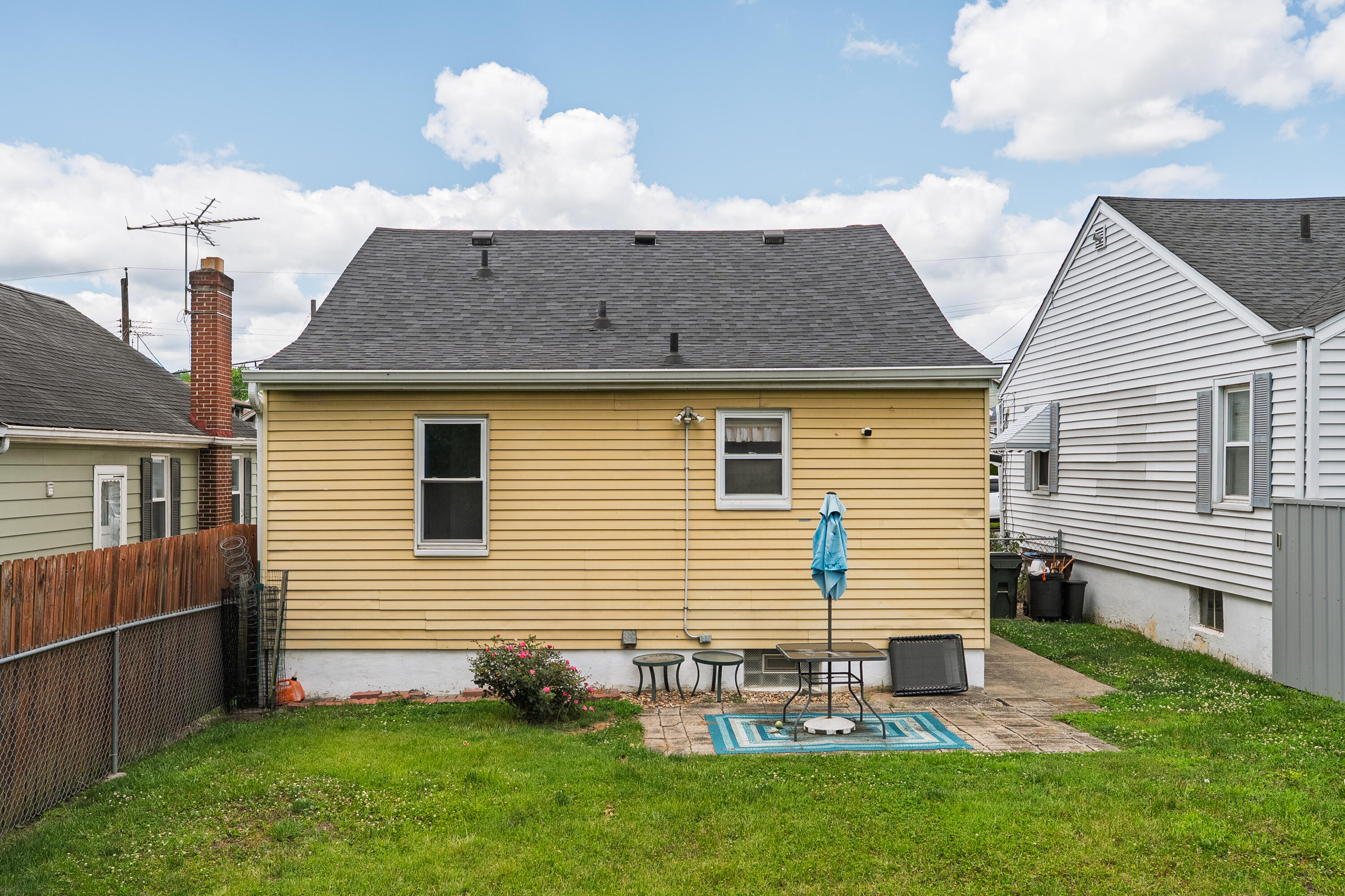 533 Laurel Street Property Photo 17