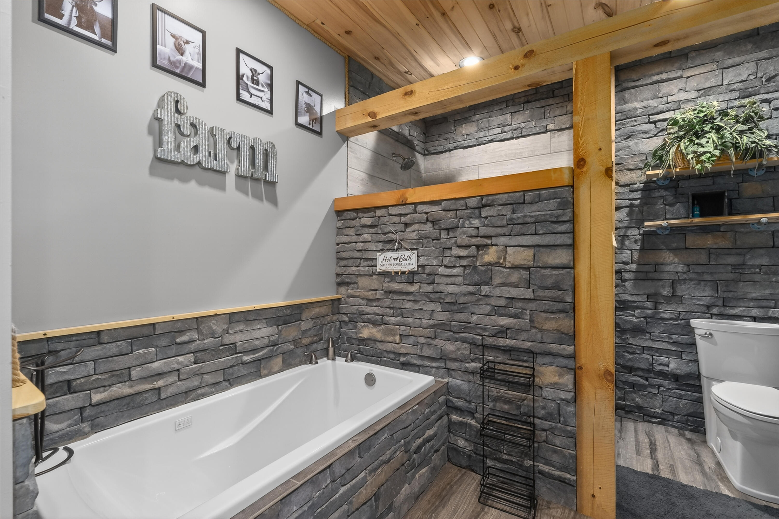 66 Browning Lane Property Photo 23