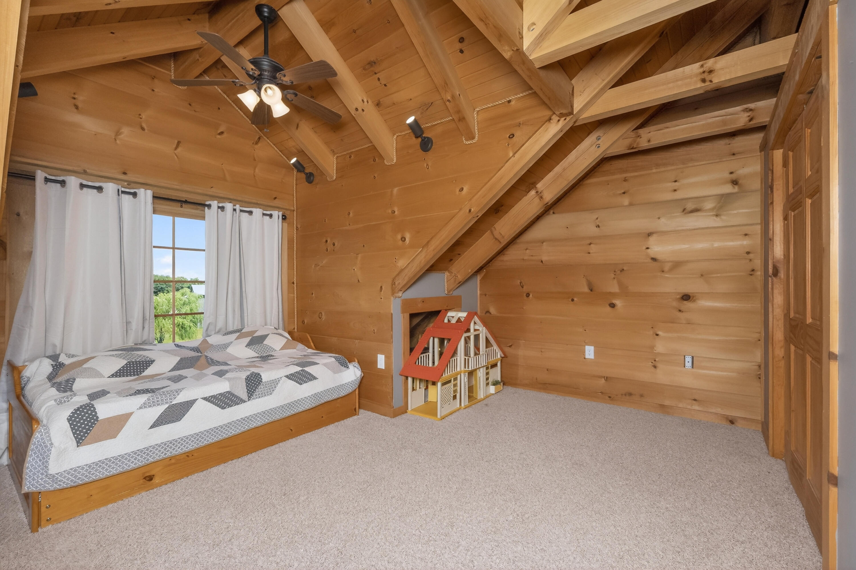 66 Browning Lane Property Photo 35