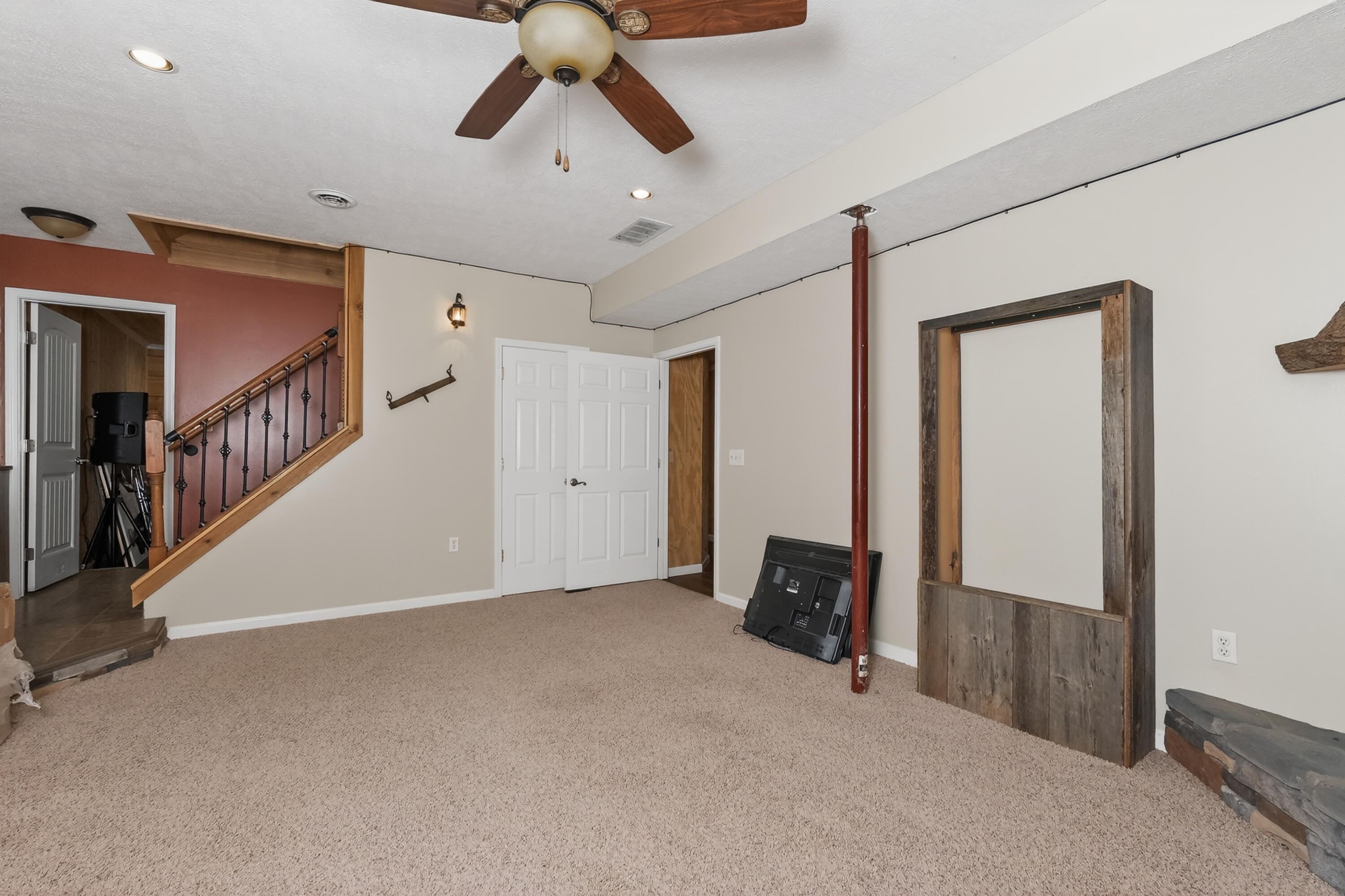 66 Browning Lane Property Photo 41