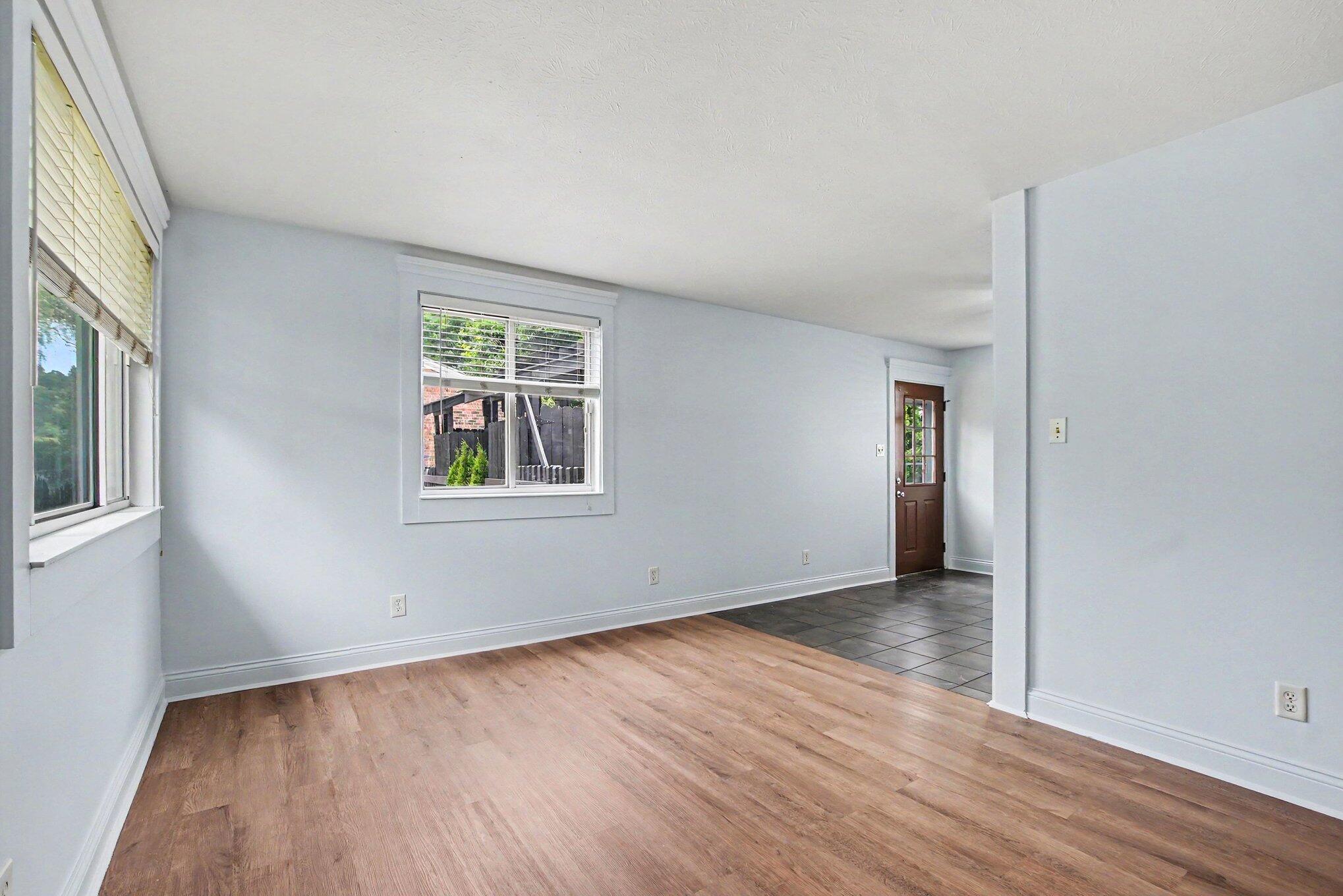 113 4th Avenue, 9-111 Property Photo 12