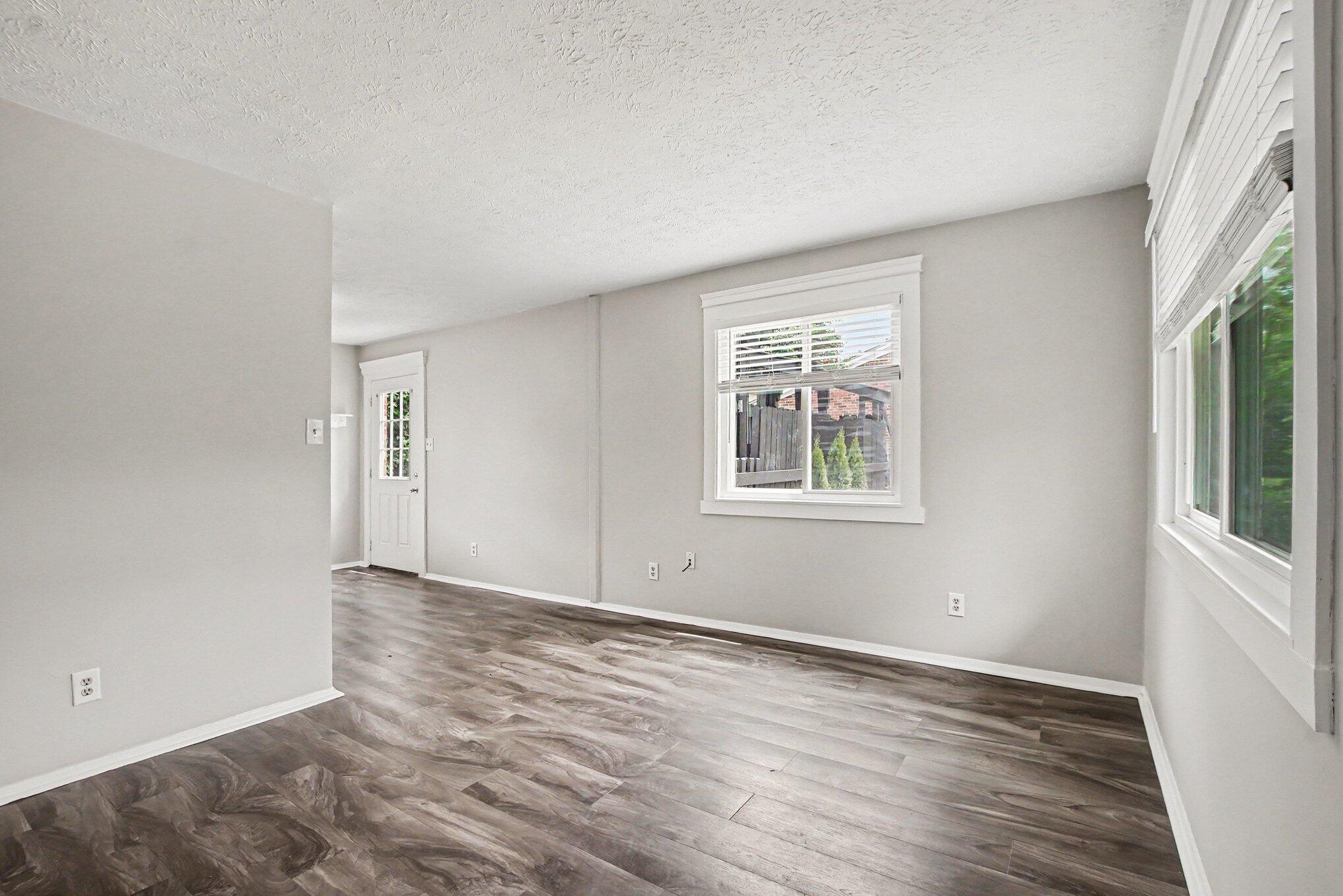 113 4th Avenue, 9-111 Property Photo 25