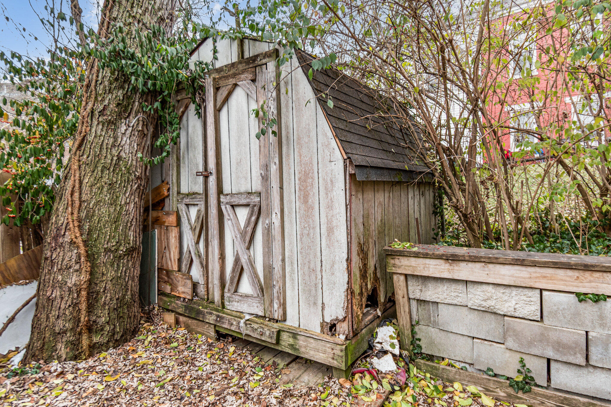921 Worth Street Property Photo 19