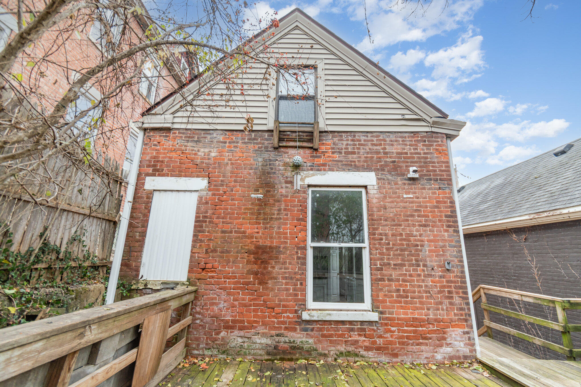 921 Worth Street Property Photo 22