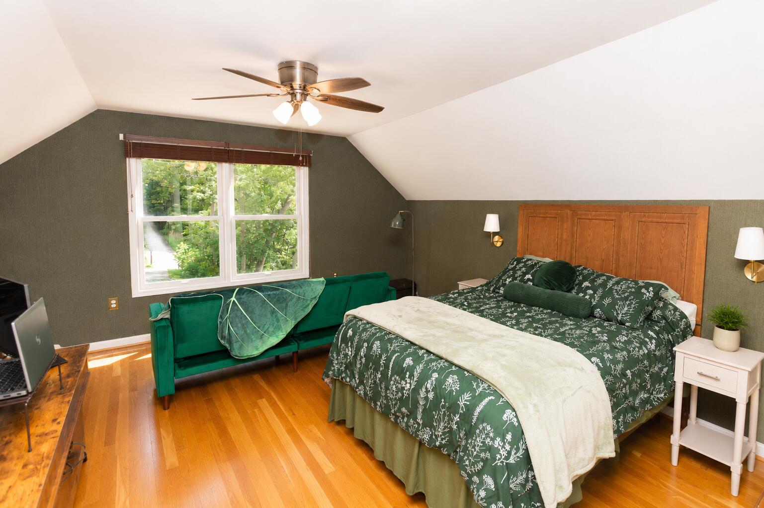 1125 Cabin Creek W Property Photo 14
