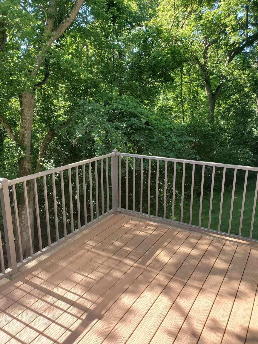 912 Ravine Drive Property Photo 5