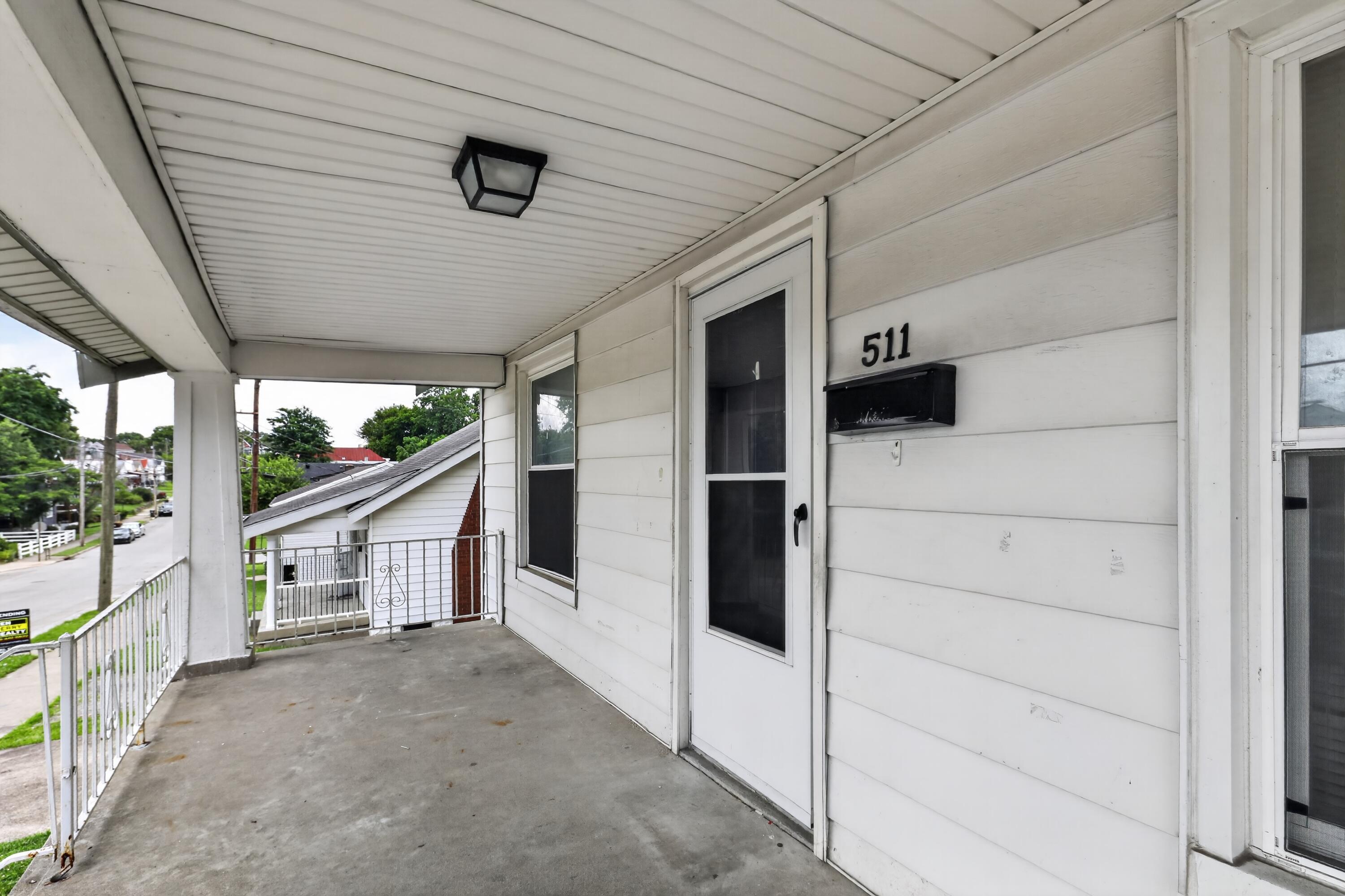 511 W 16th Street Property Photo 5