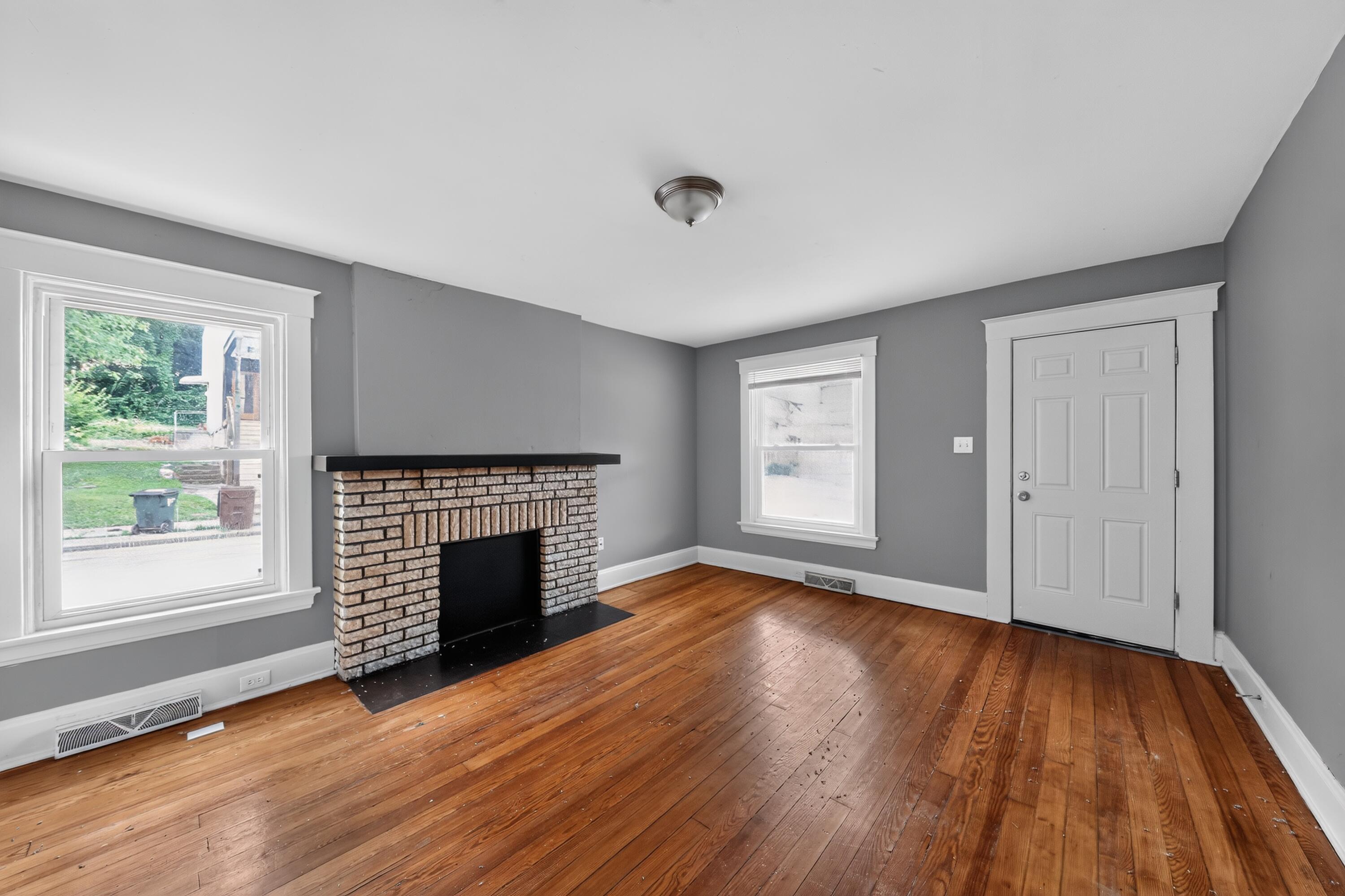 511 W 16th Street Property Photo 6