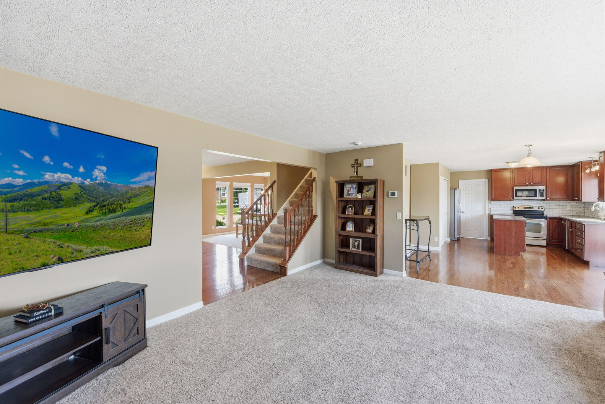 1233 Summerlake Drive Property Photo 13