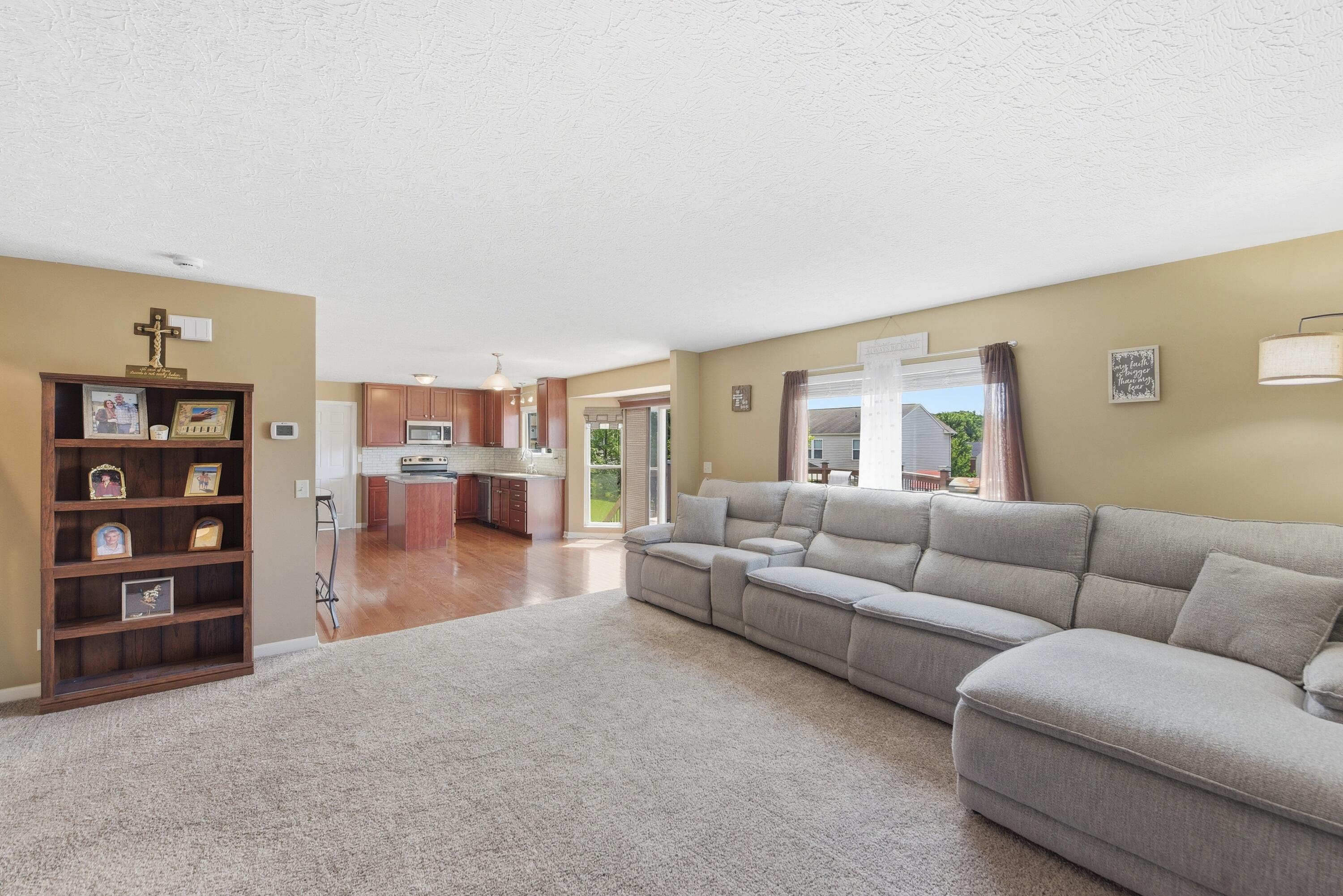 1233 Summerlake Drive Property Photo 15