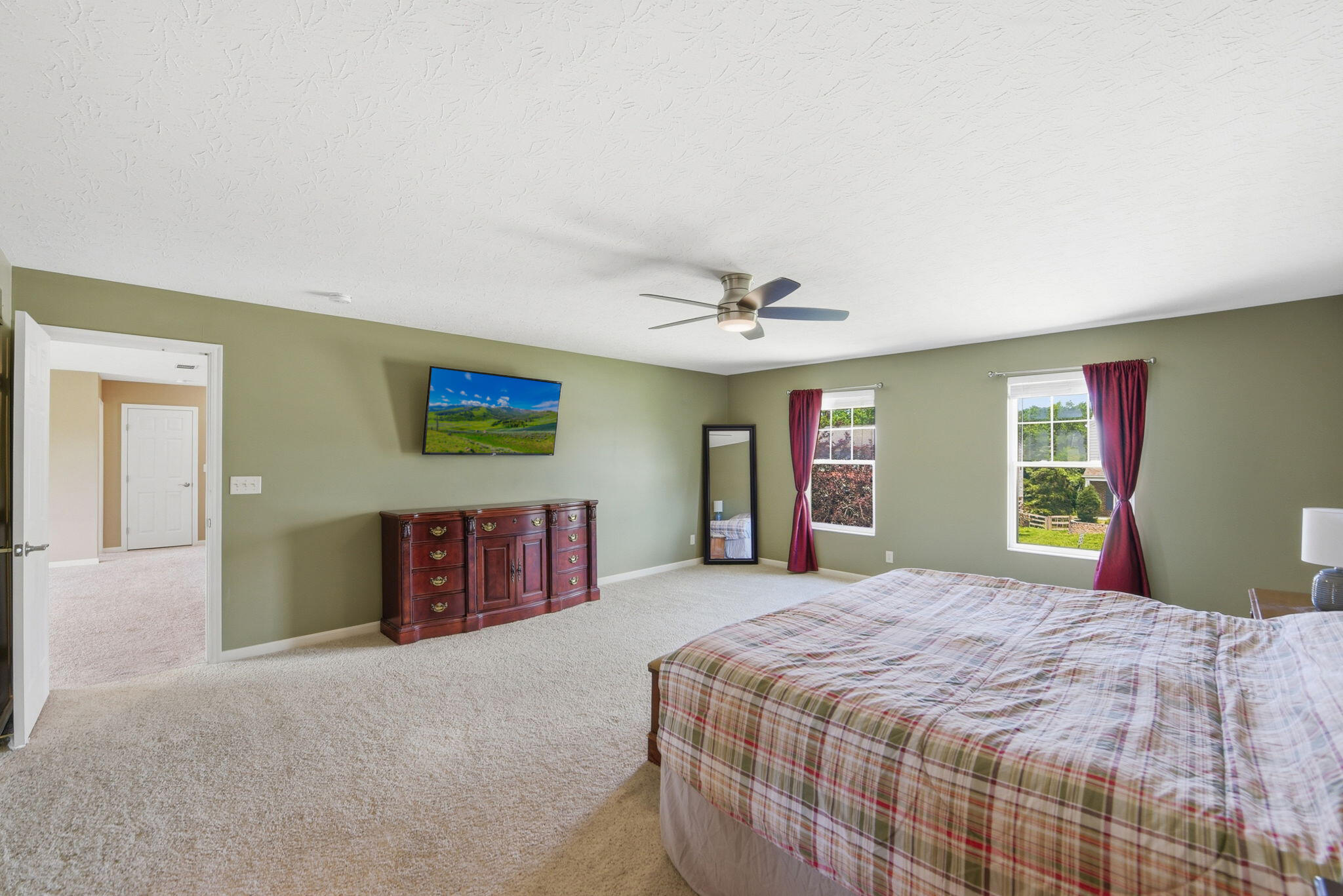 1233 Summerlake Drive Property Photo 28