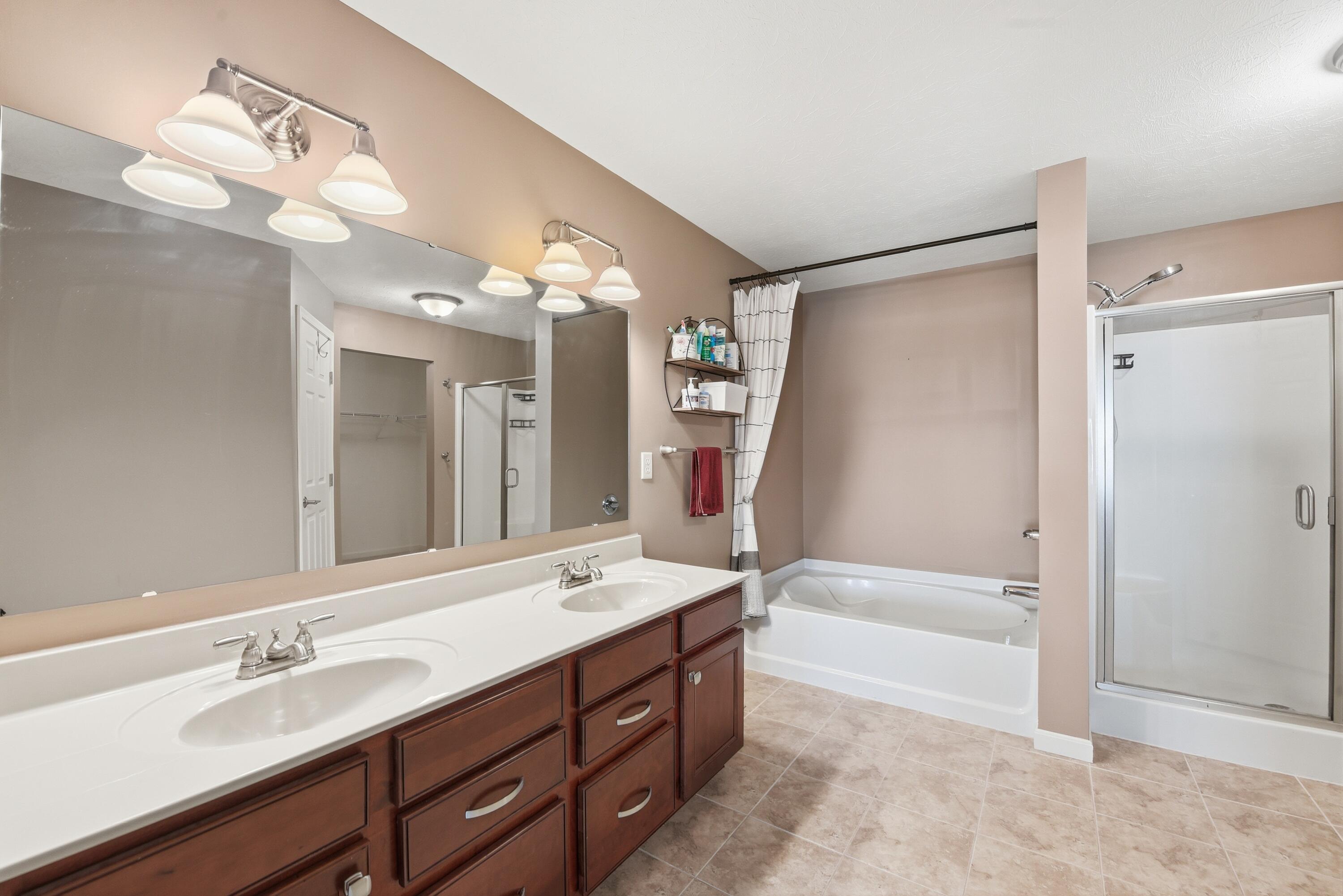 1233 Summerlake Drive Property Photo 29