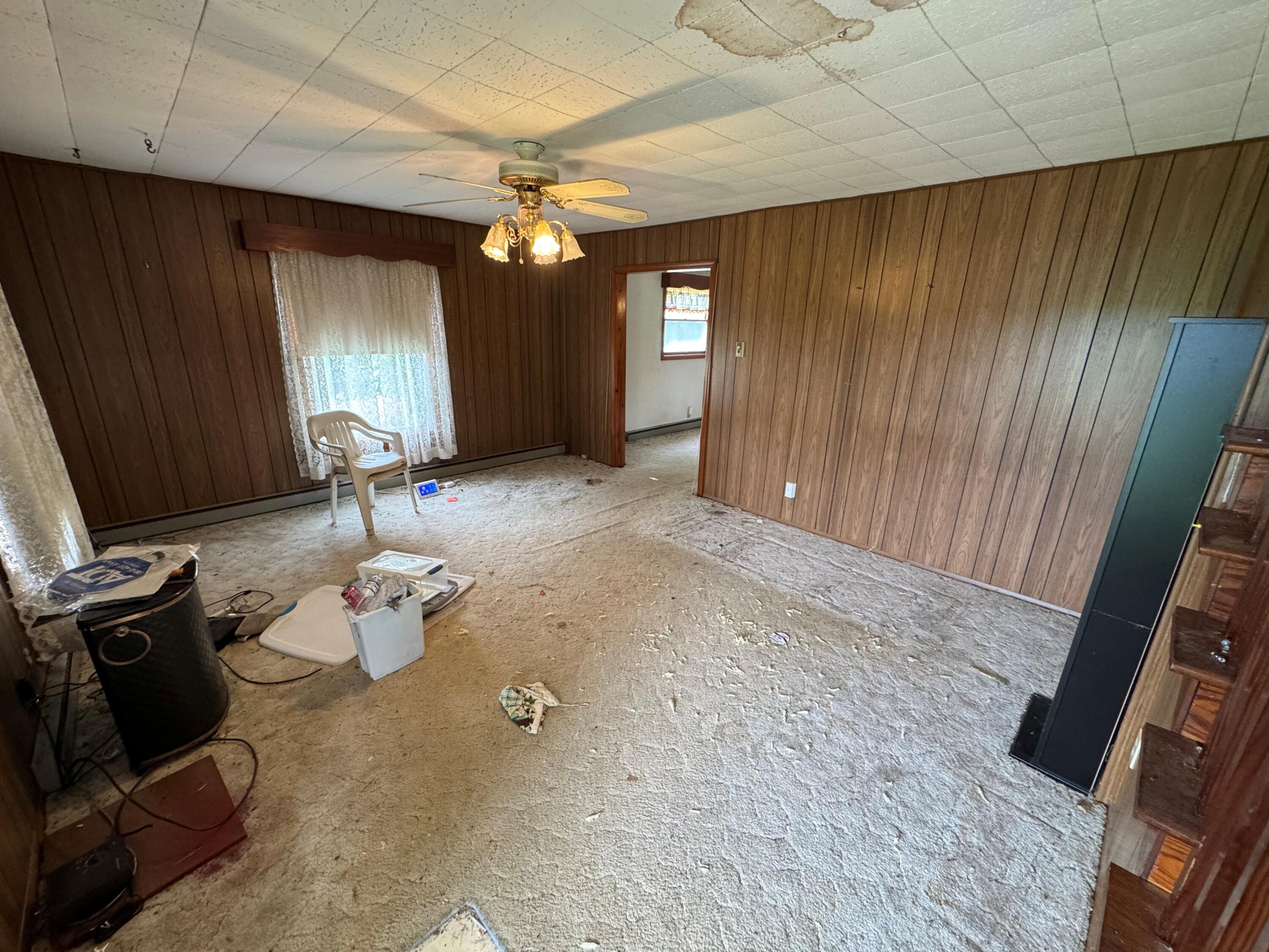 6490 Gratz Road Property Photo 8