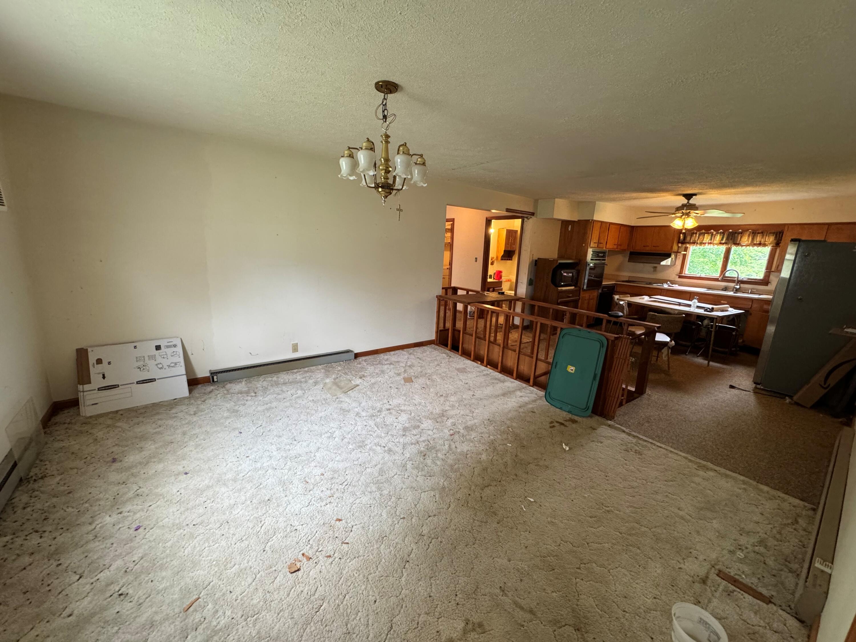 6490 Gratz Road Property Photo 9