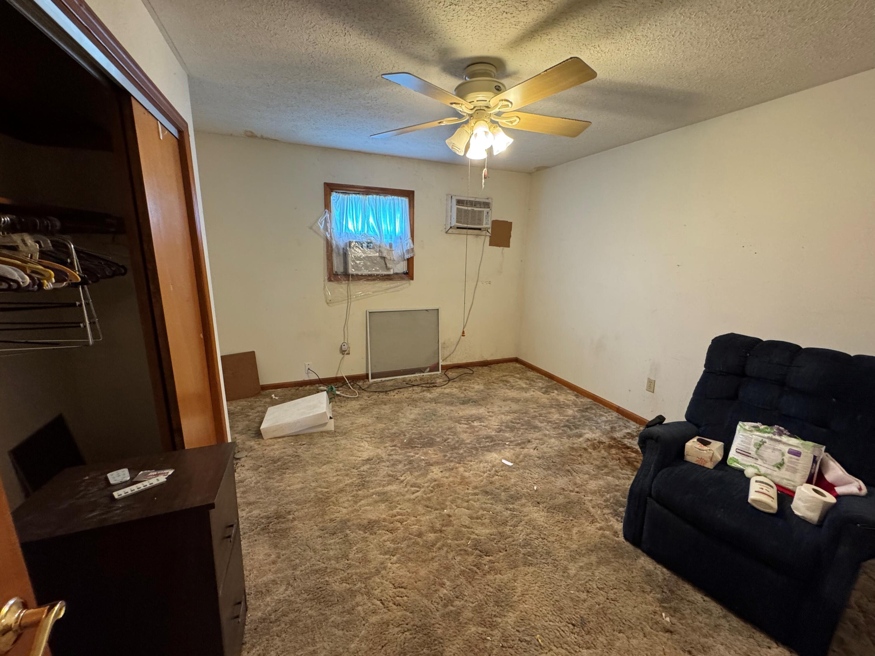 6490 Gratz Road Property Photo 14