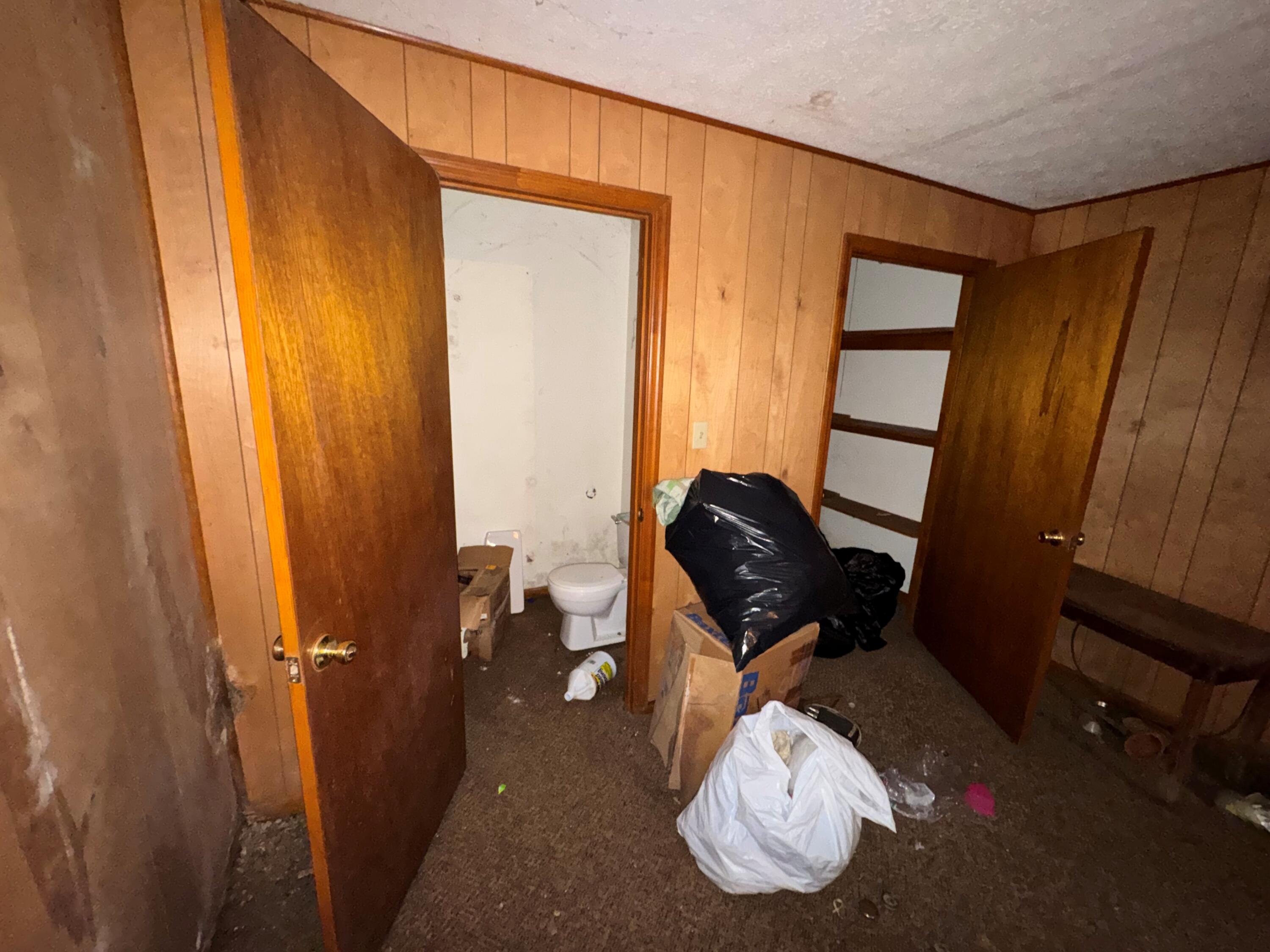 6490 Gratz Road Property Photo 23