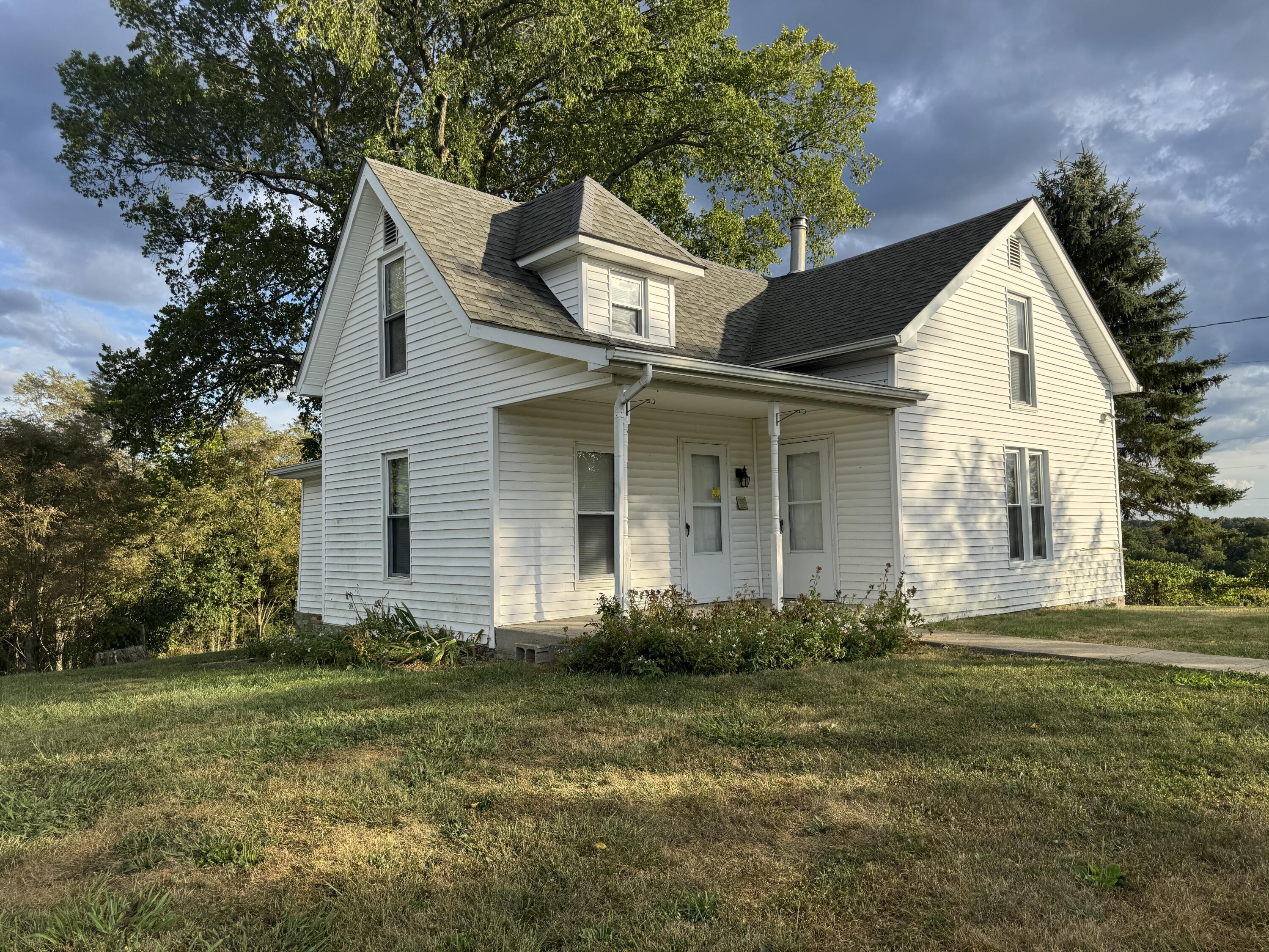 2730 Morgan Cr Road Property Photo 2