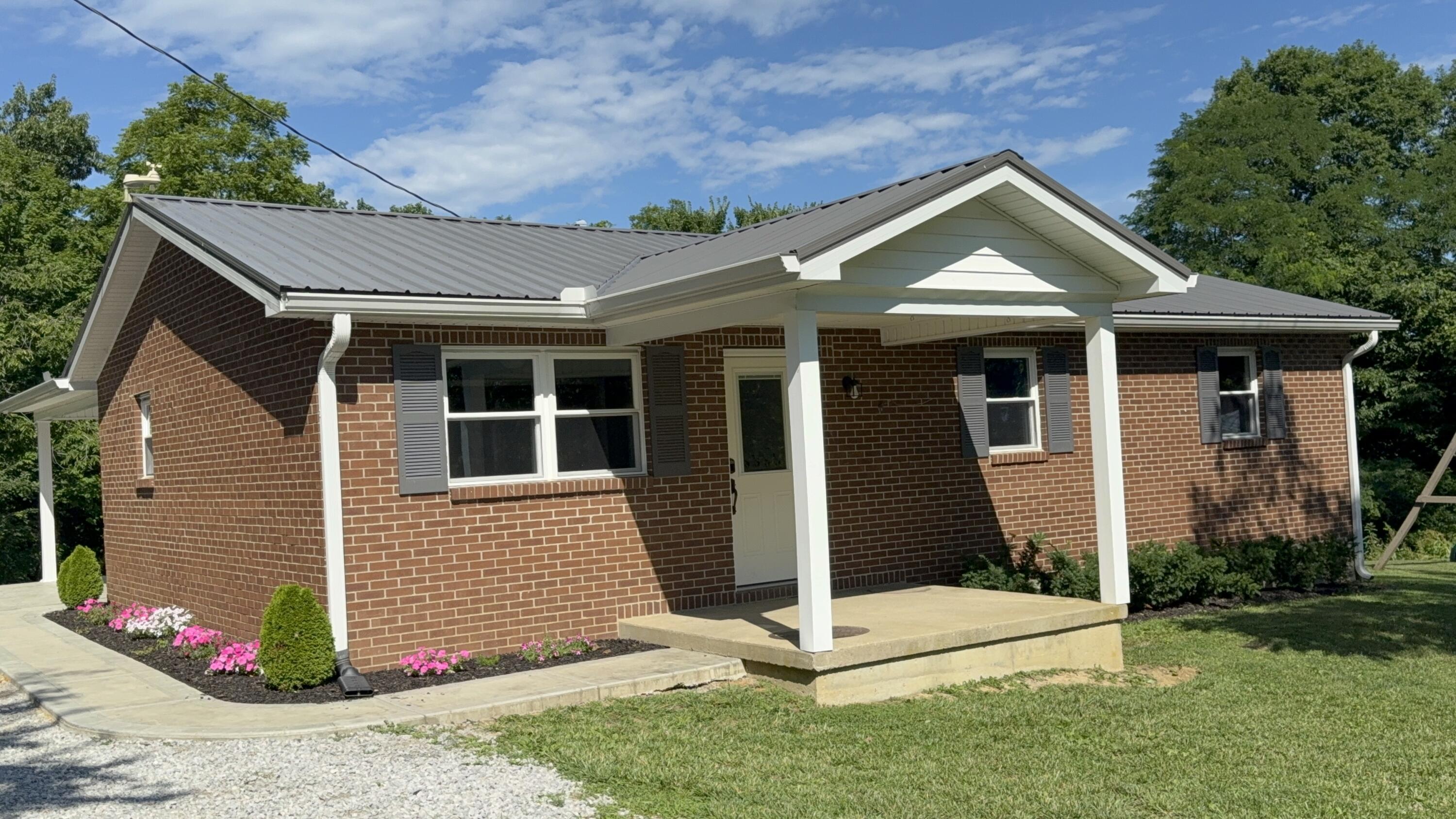4645 Georgetown Road Property Photo 1