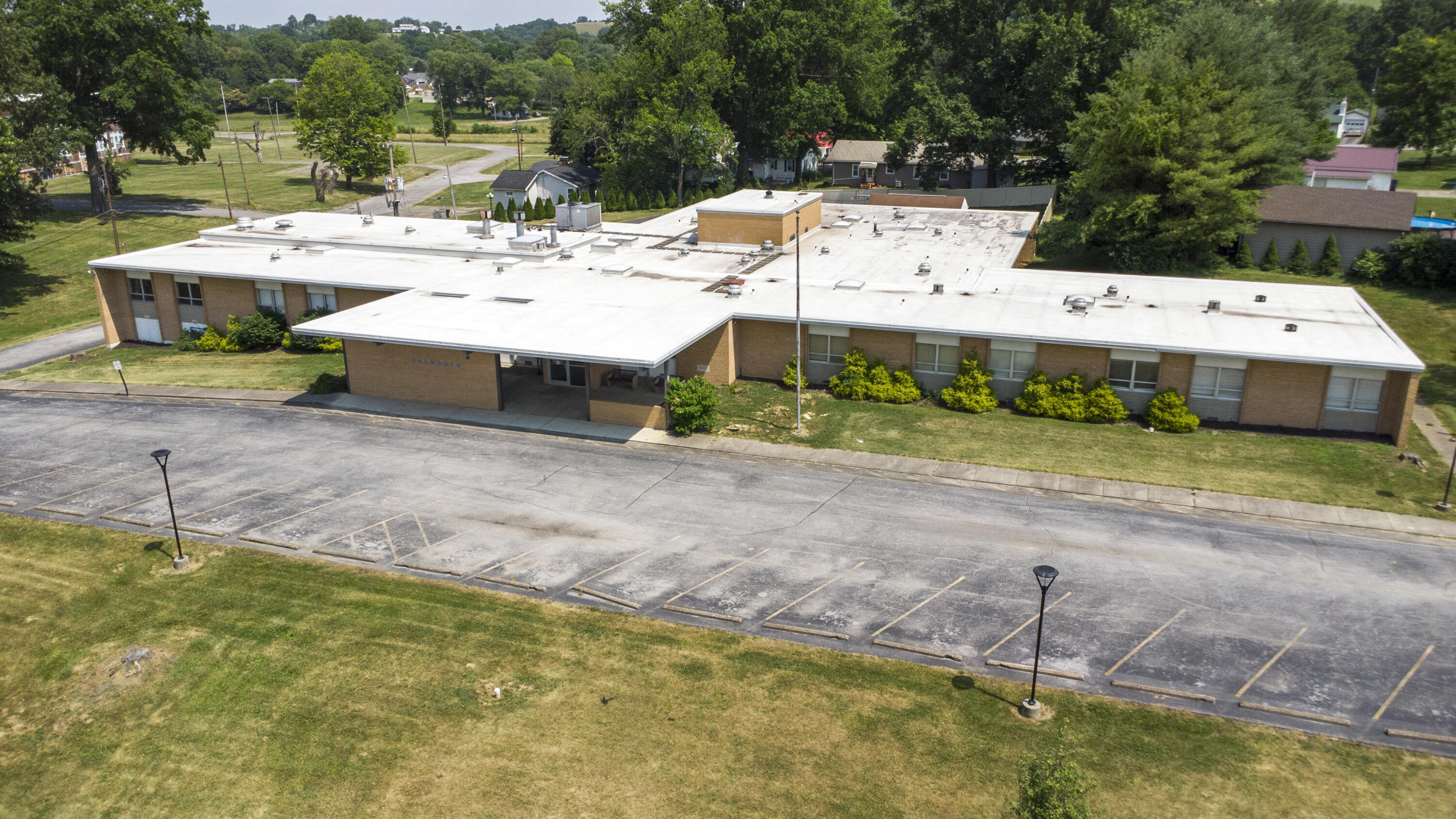 512 Maple Avenue Property Photo 4