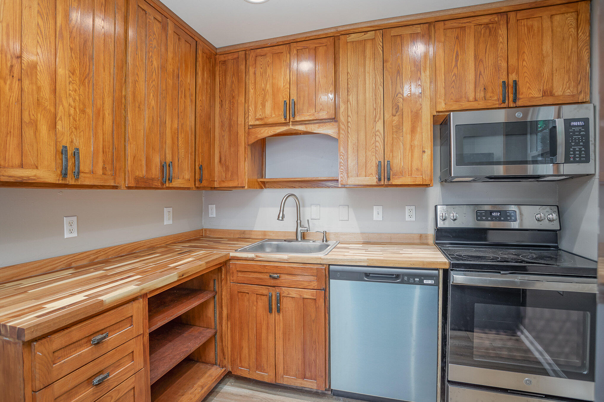 1125 Park Avenue Property Photo 10