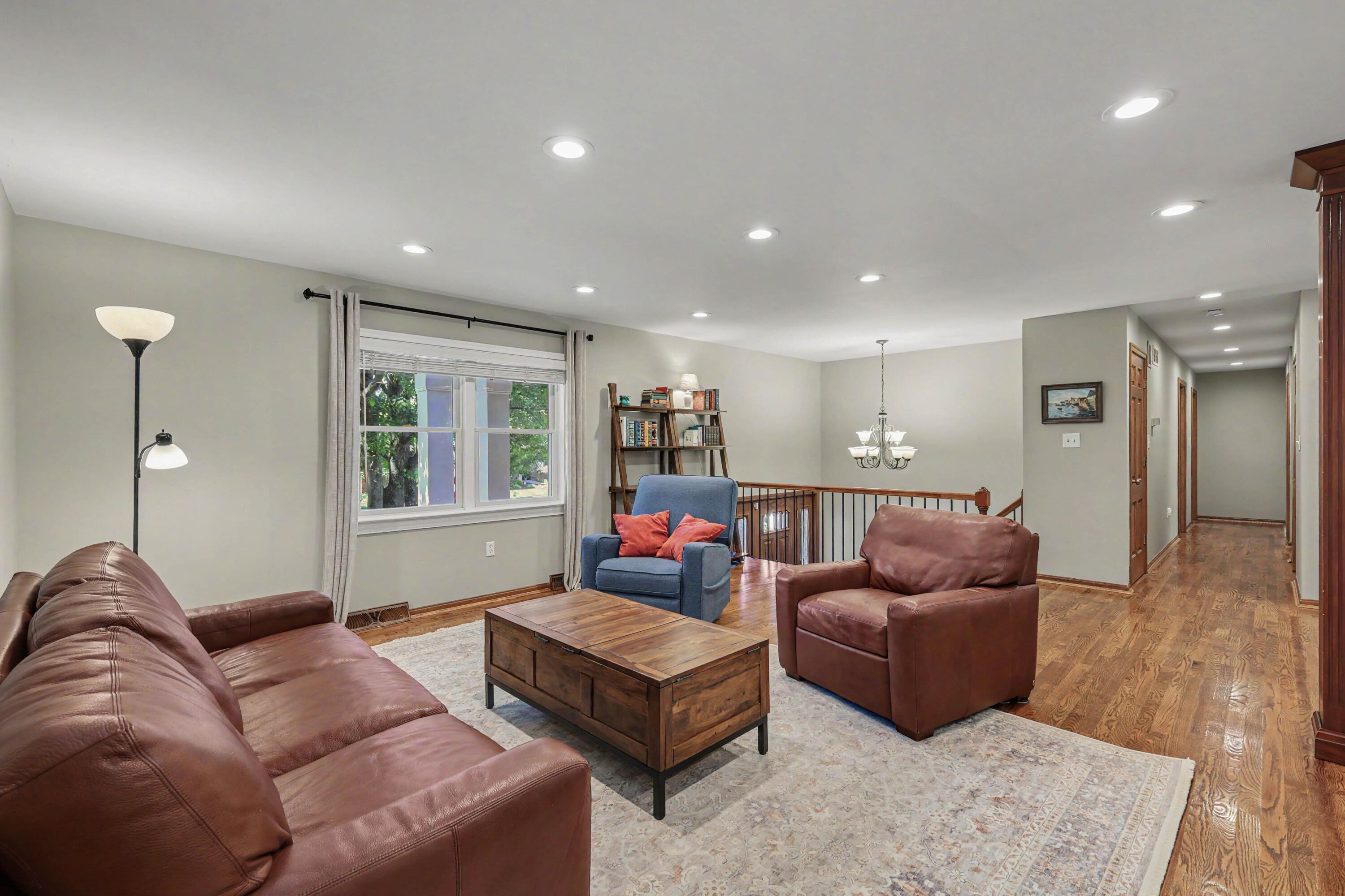 1868 Mount Vernon Drive Property Photo 11