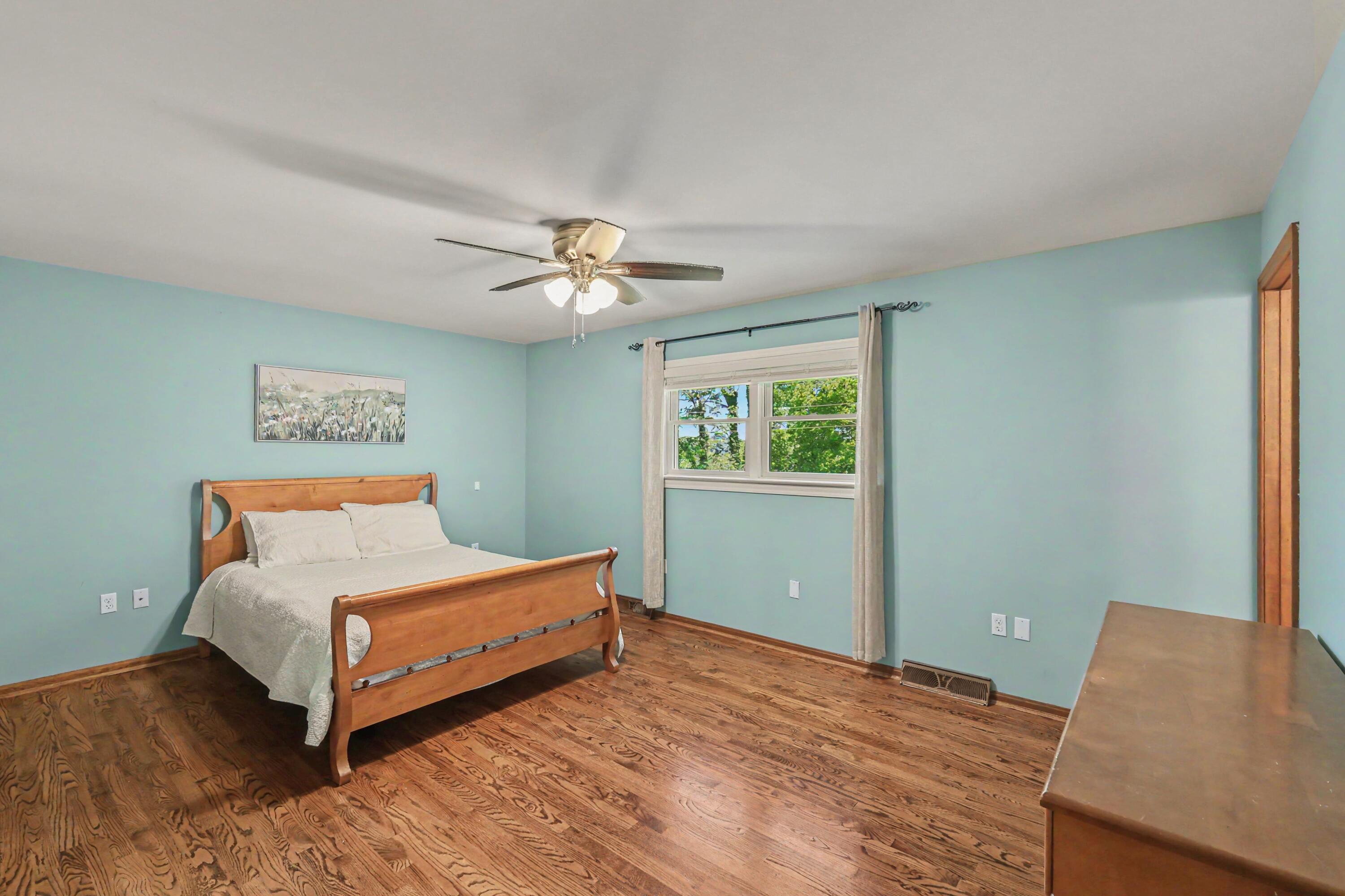 1868 Mount Vernon Drive Property Photo 13