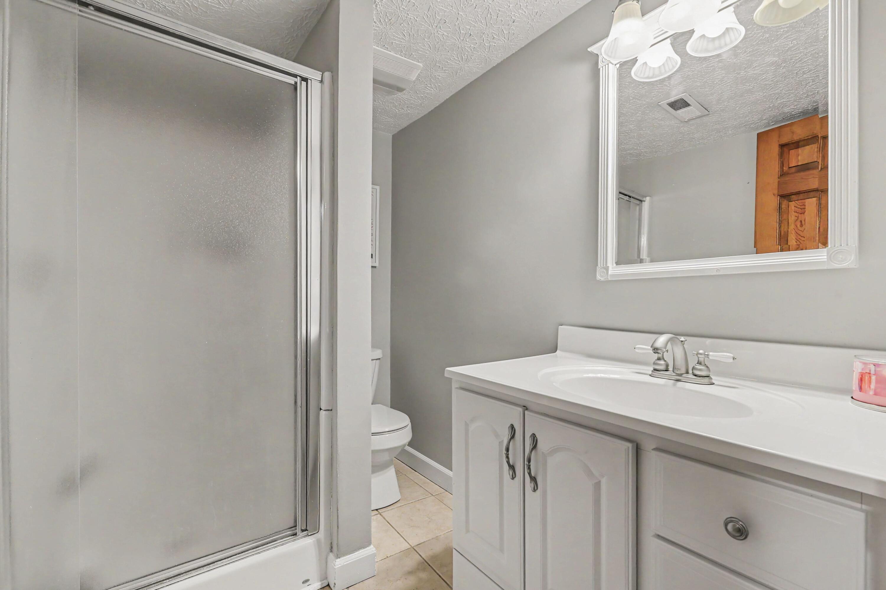1868 Mount Vernon Drive Property Photo 21
