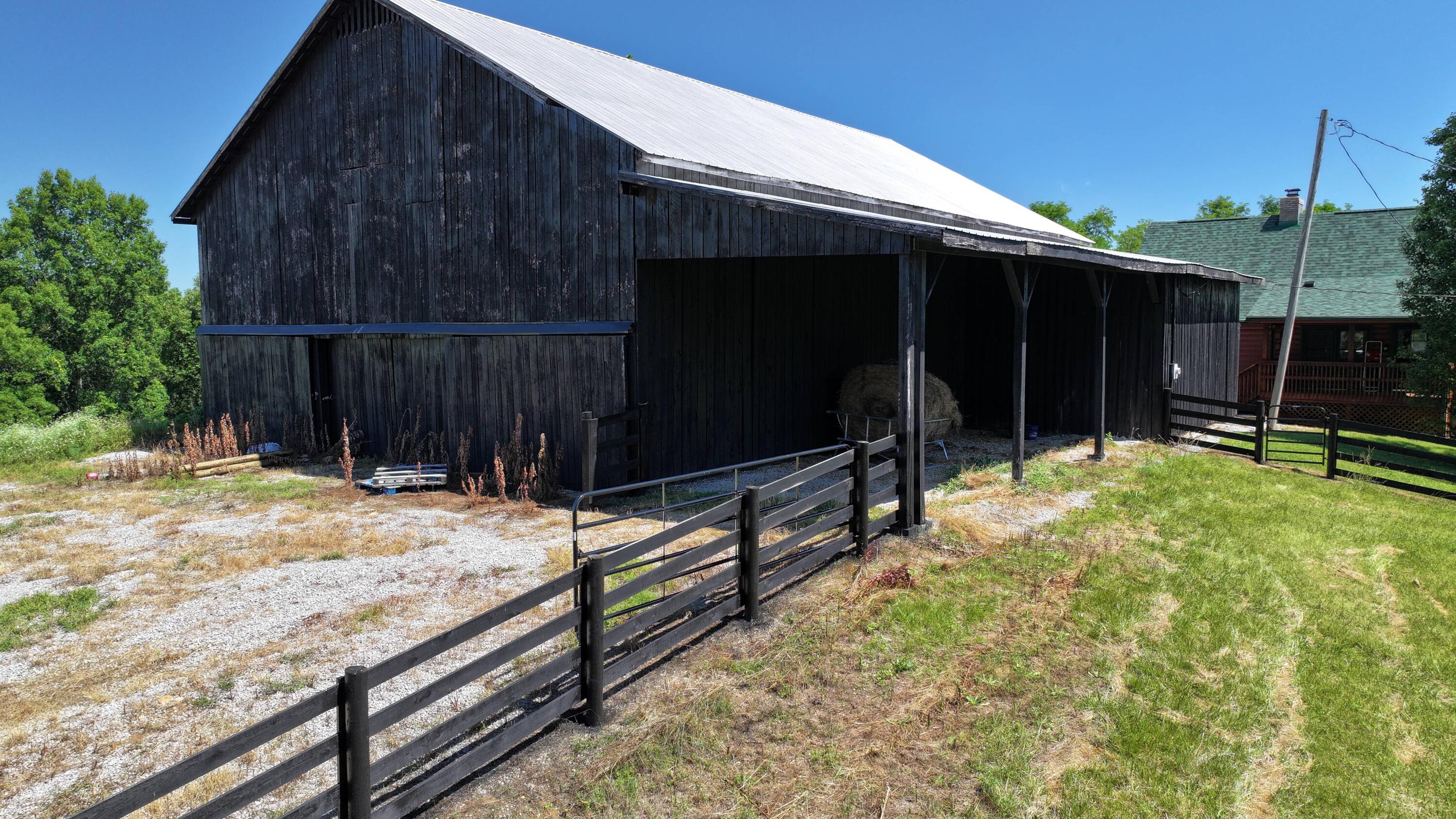 8025 Georgetown Road Property Photo 14