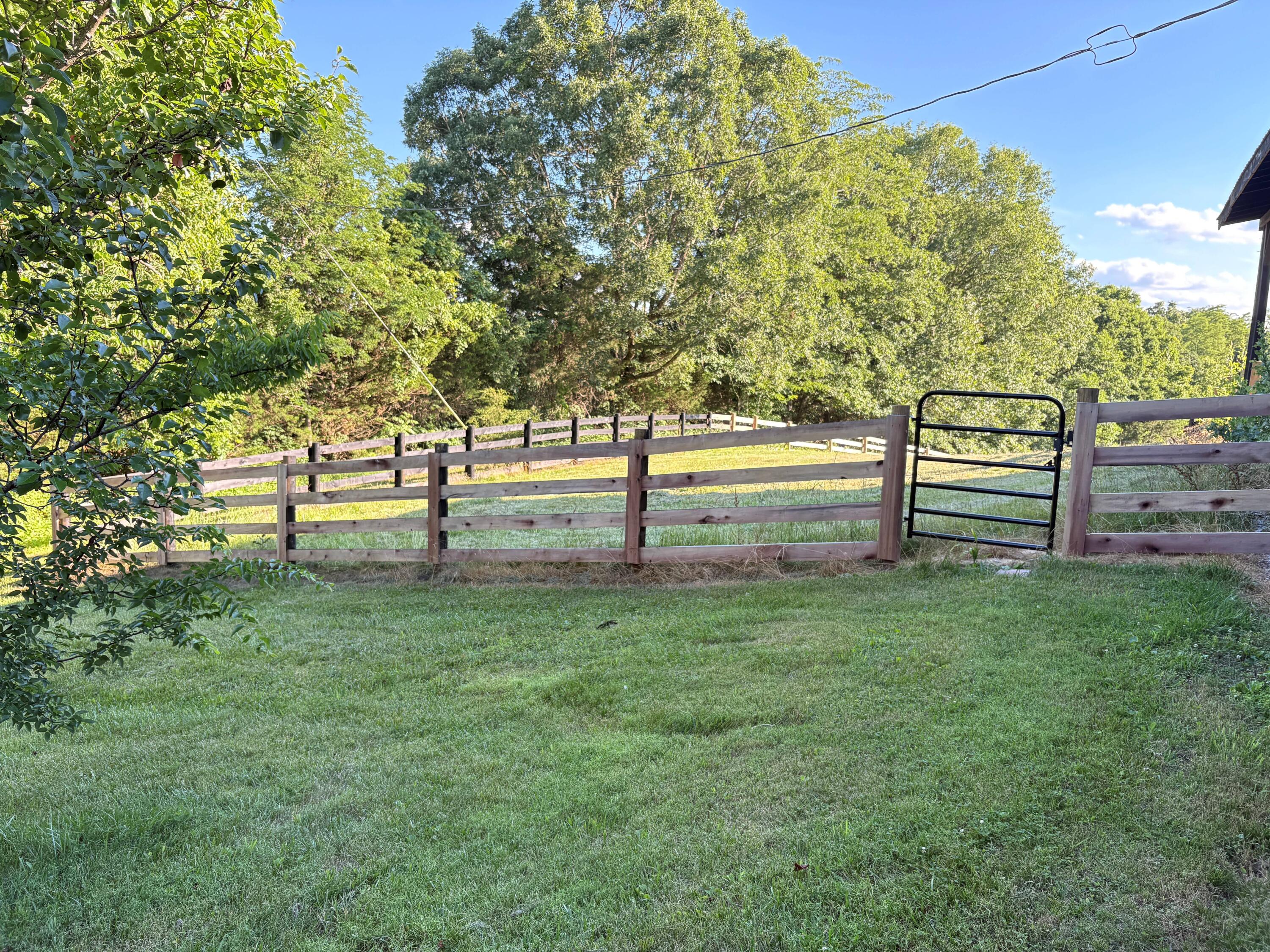 8025 Georgetown Road Property Photo 47