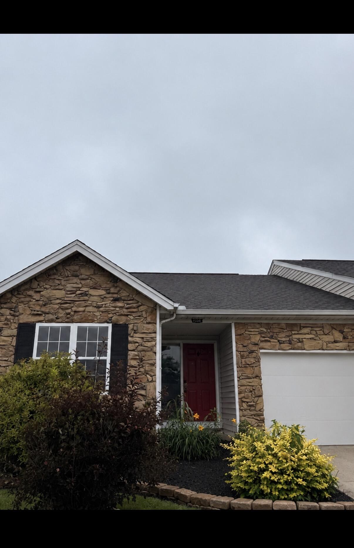 8484 Watersedge Drive Property Photo 1