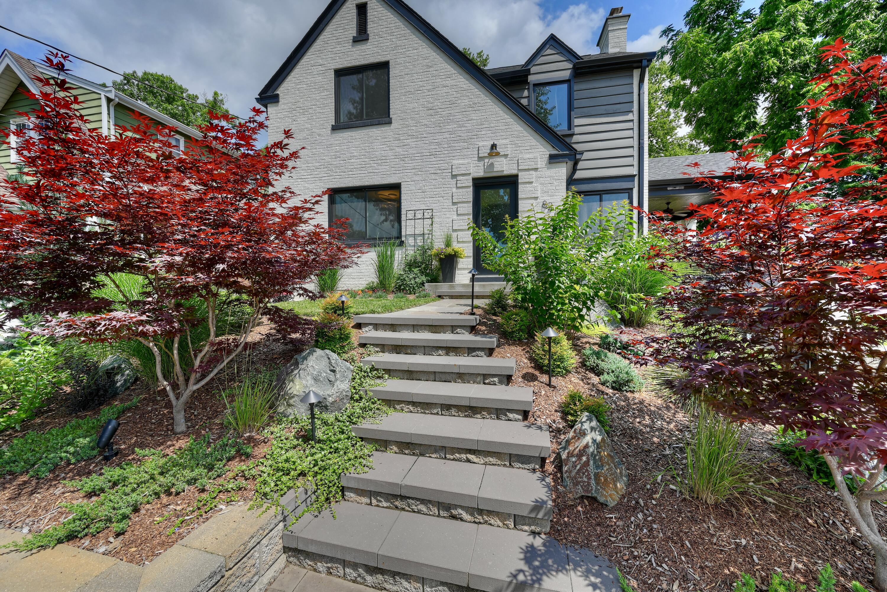 82 S Crescent Avenue Property Photo 1