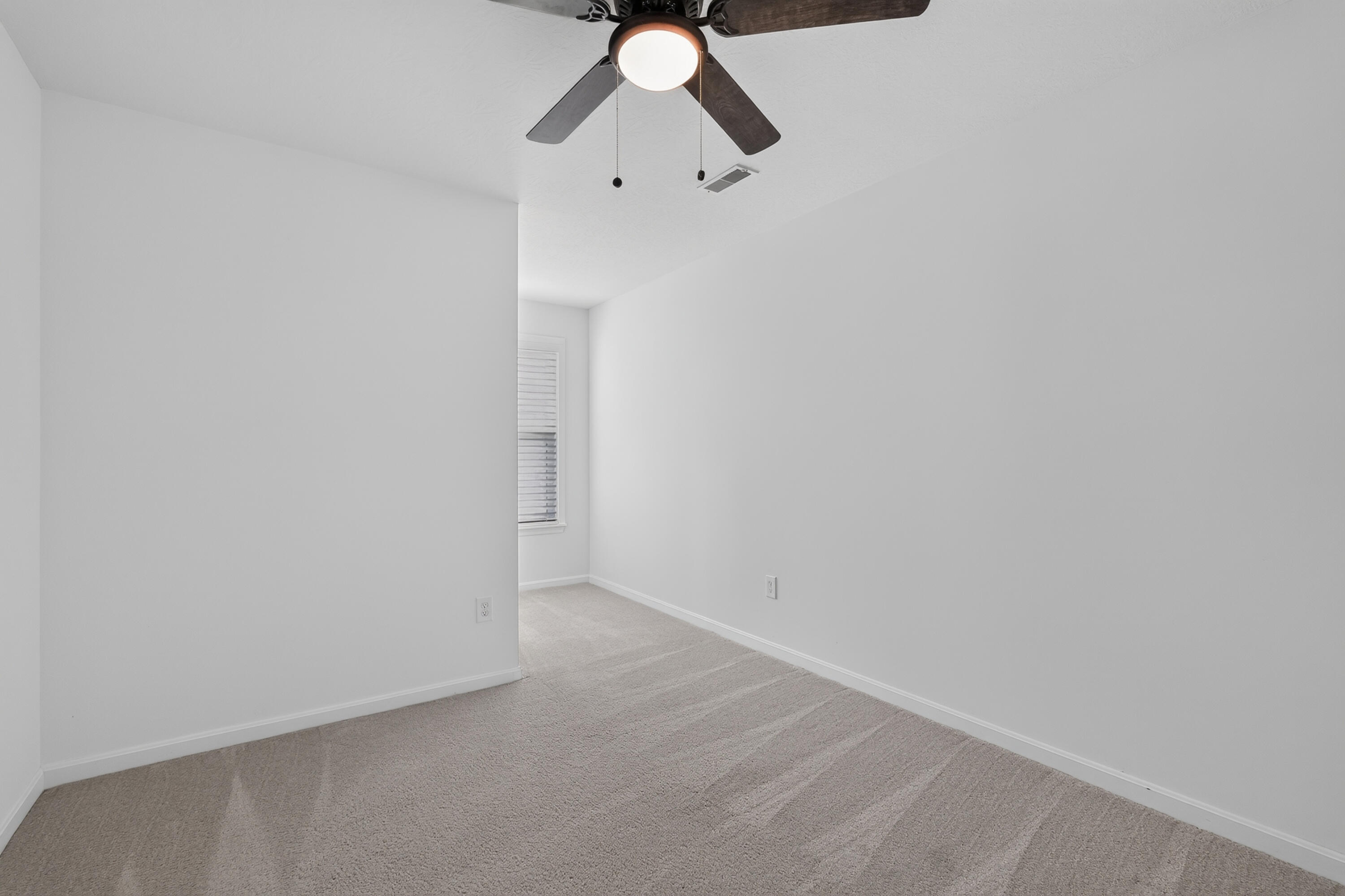 1375 Meadowcrest Circle Property Photo 14