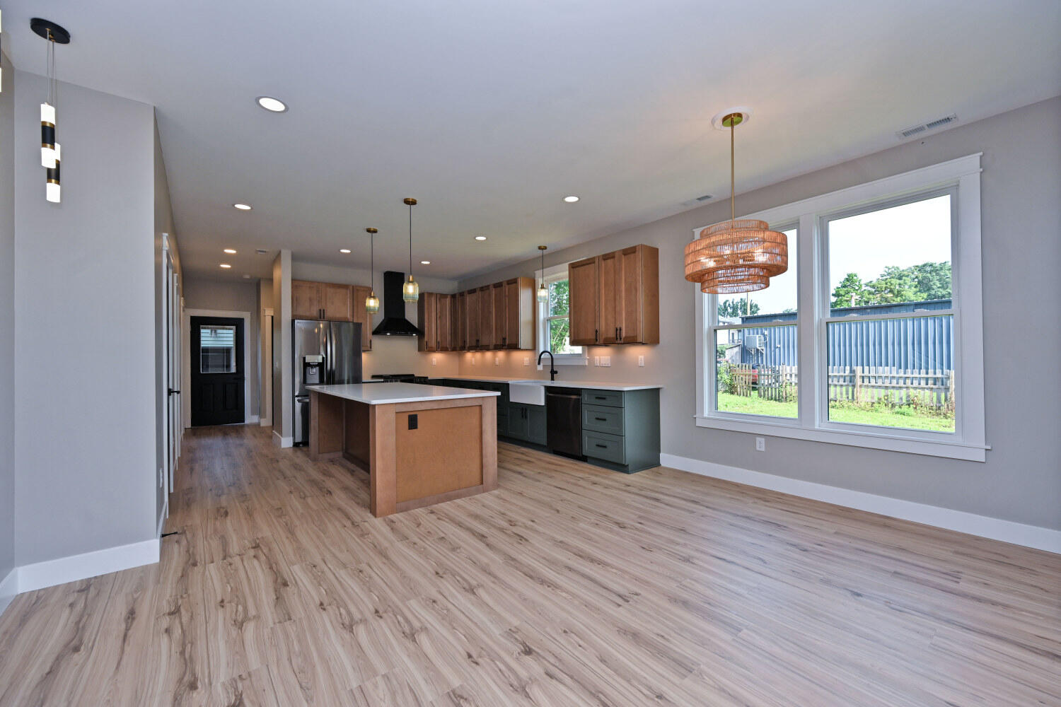 1217 Russell Street Property Photo 12