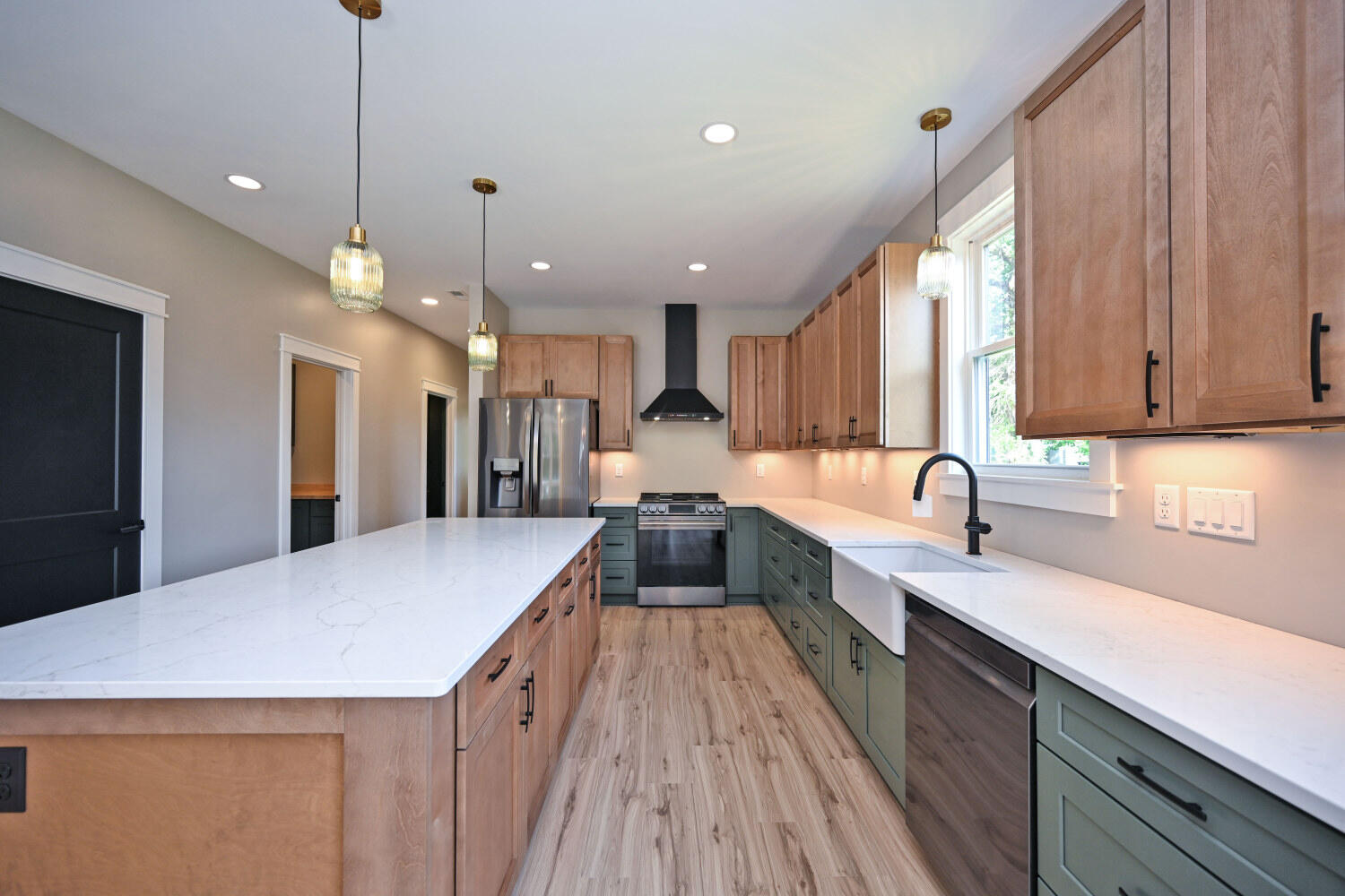 1217 Russell Street Property Photo 17