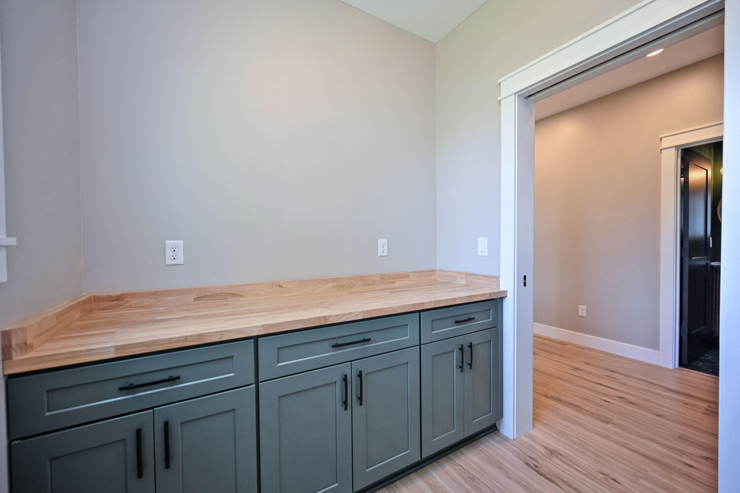 1217 Russell Street Property Photo 25