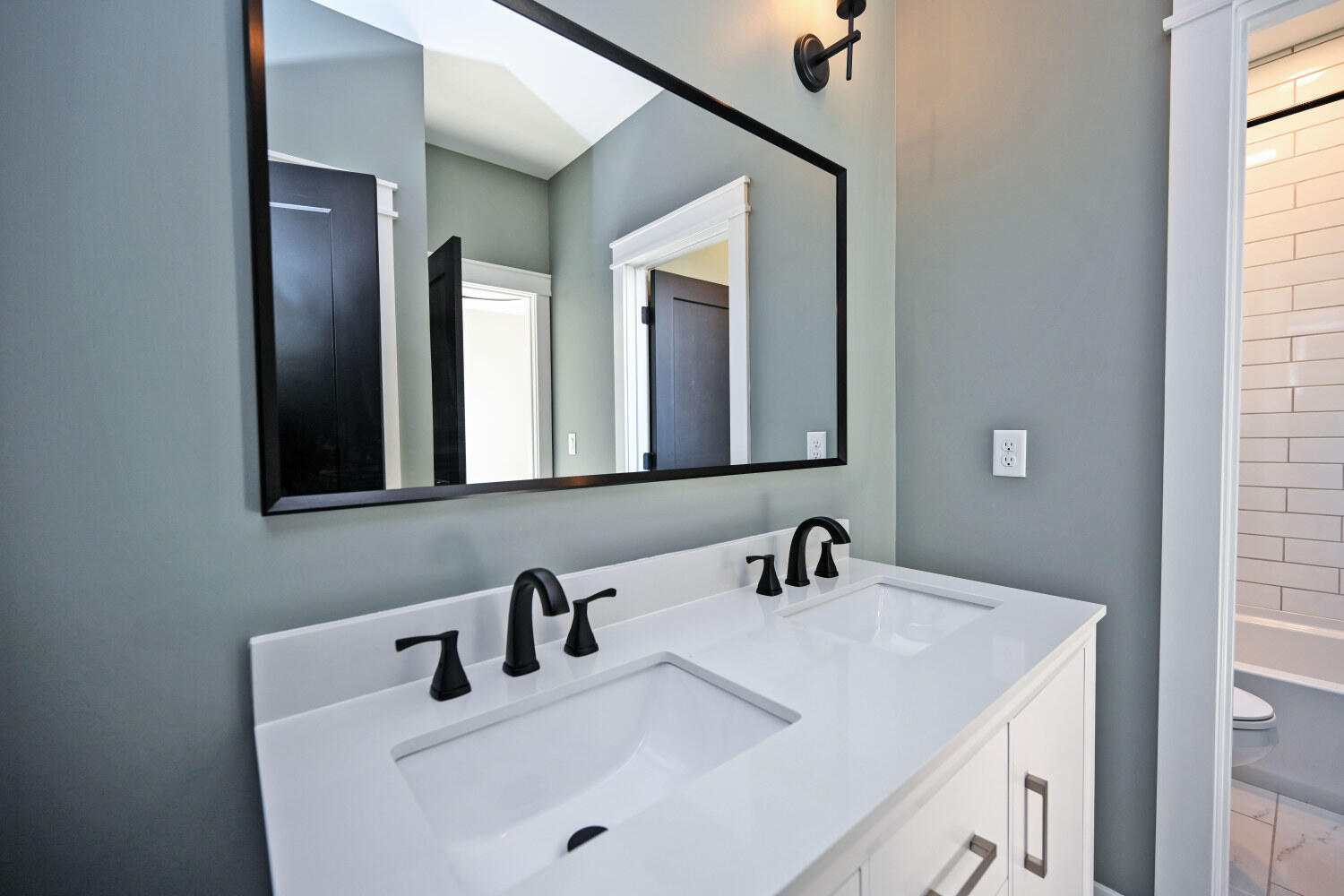 1217 Russell Street Property Photo 37